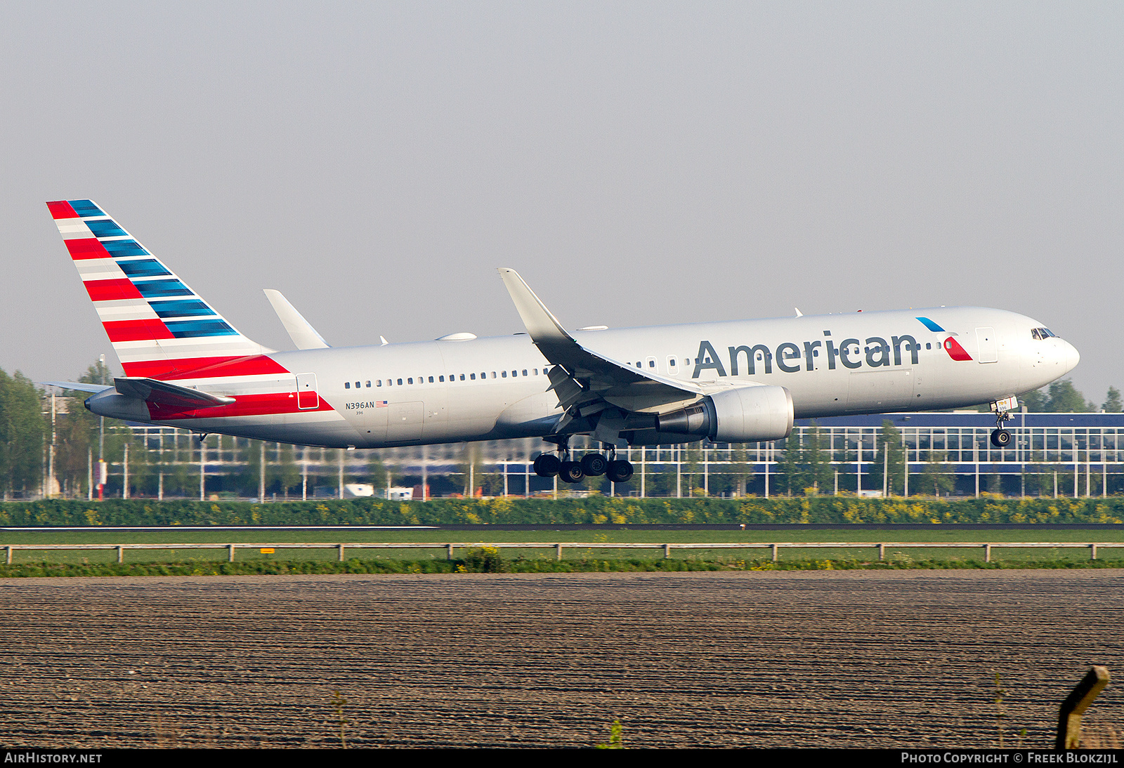 Aircraft Photo of N396AN | Boeing 767-323/ER | American Airlines | AirHistory.net #563024