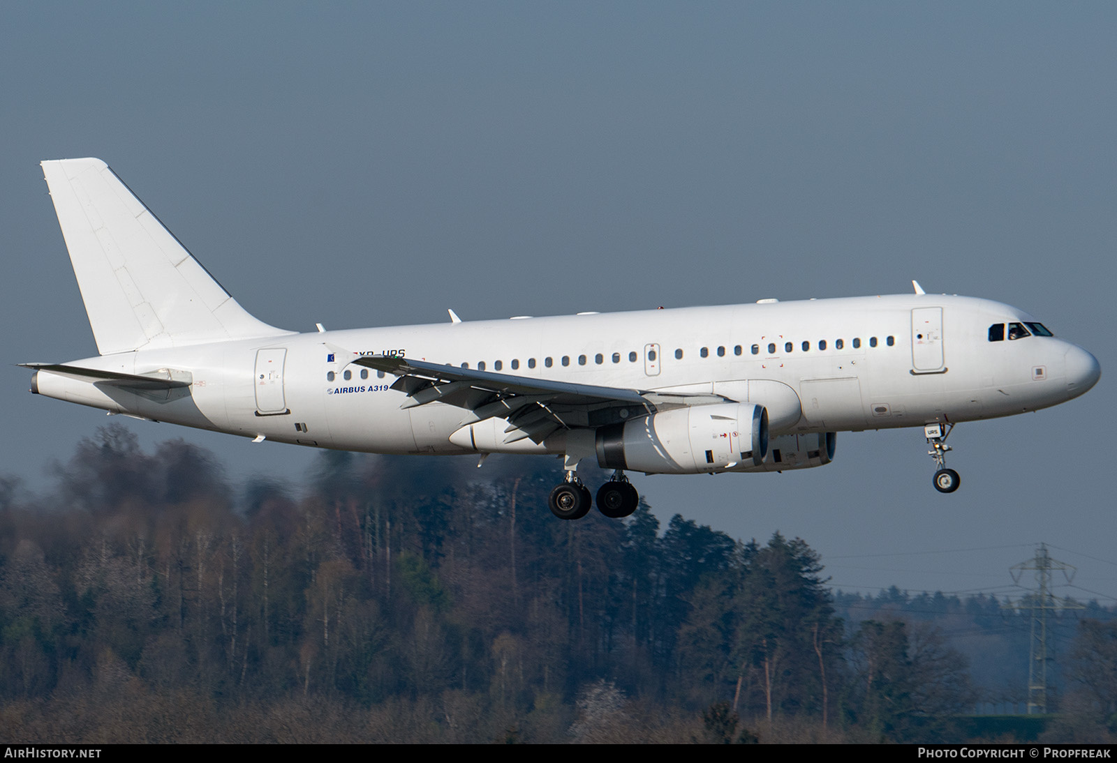 Aircraft Photo of YR-URS | Airbus A319-132 | AirHistory.net #563145