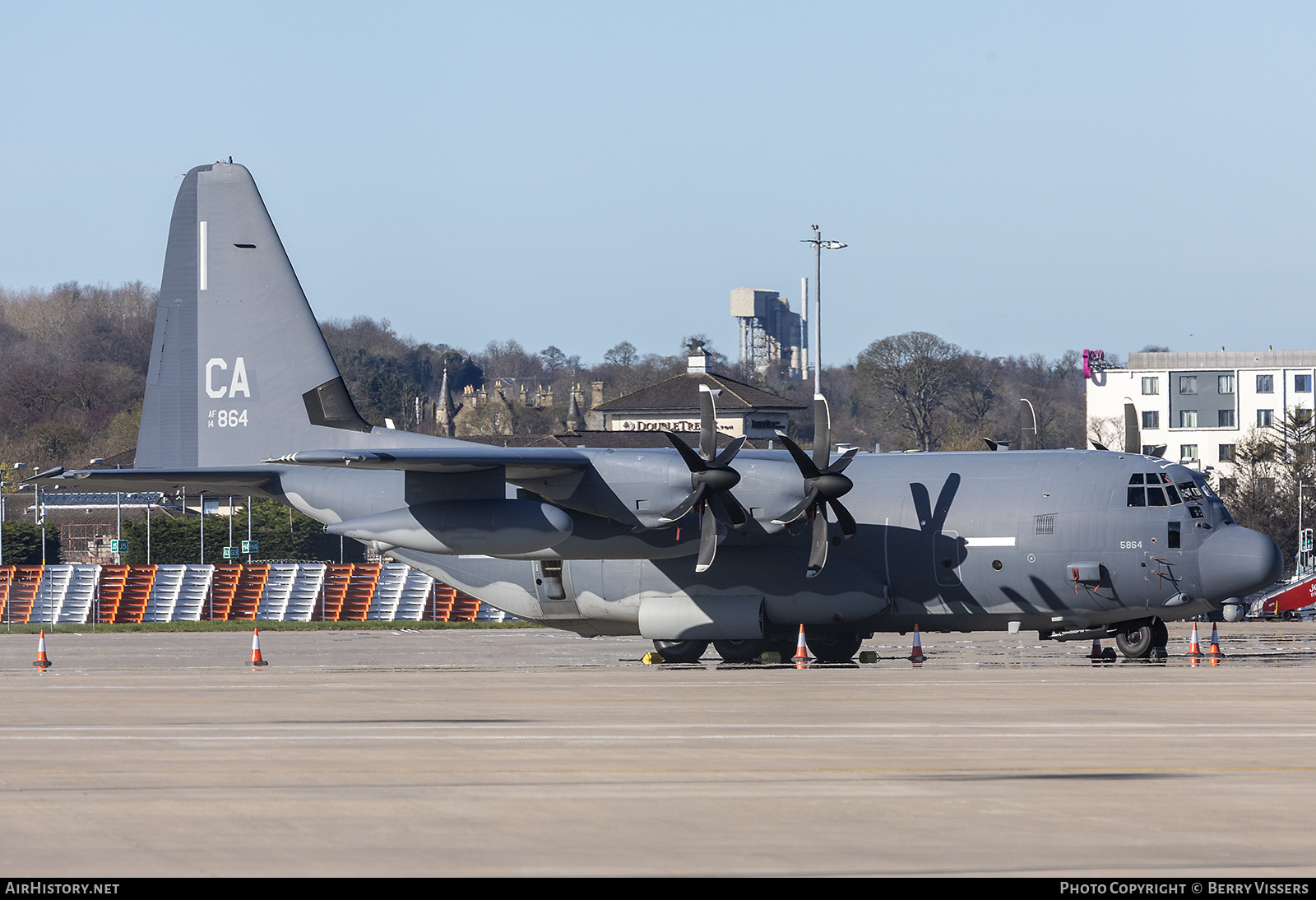 Aircraft Photo of 14-5864 / AF14-864 | Lockheed Martin HC-130J Combat King II | USA - Air Force | AirHistory.net #563176