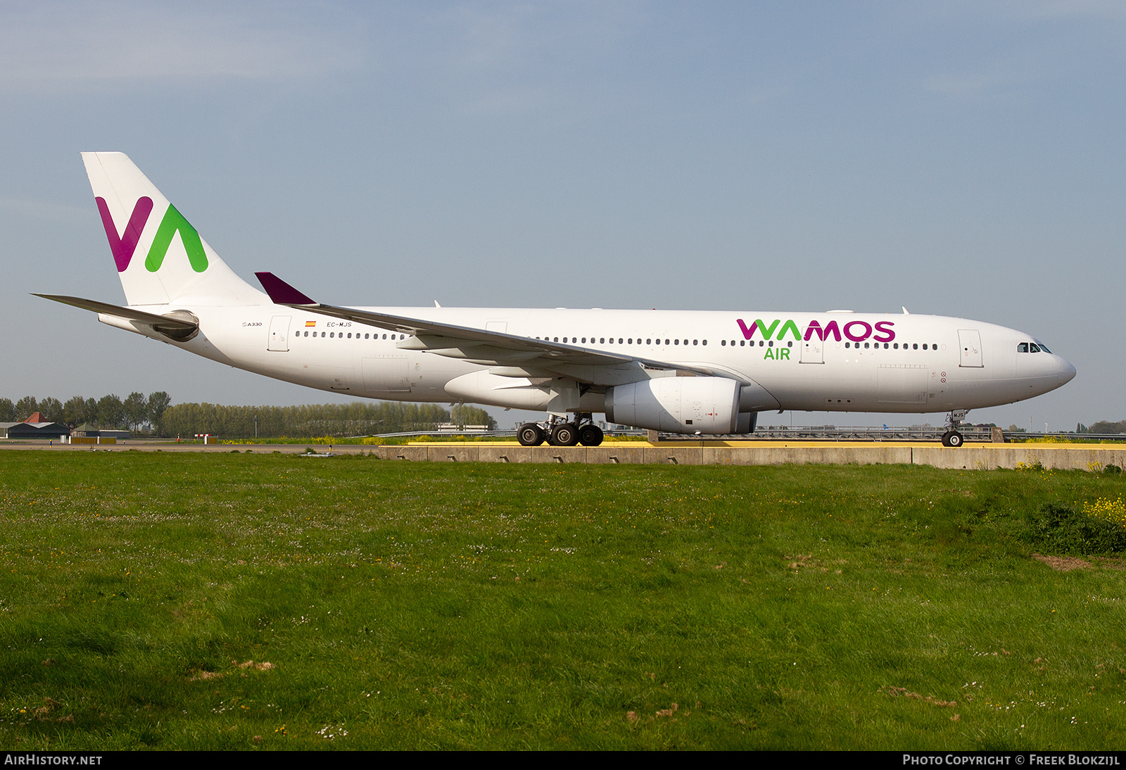 Aircraft Photo of EC-MJS | Airbus A330-243 | Wamos Air | AirHistory.net #563198