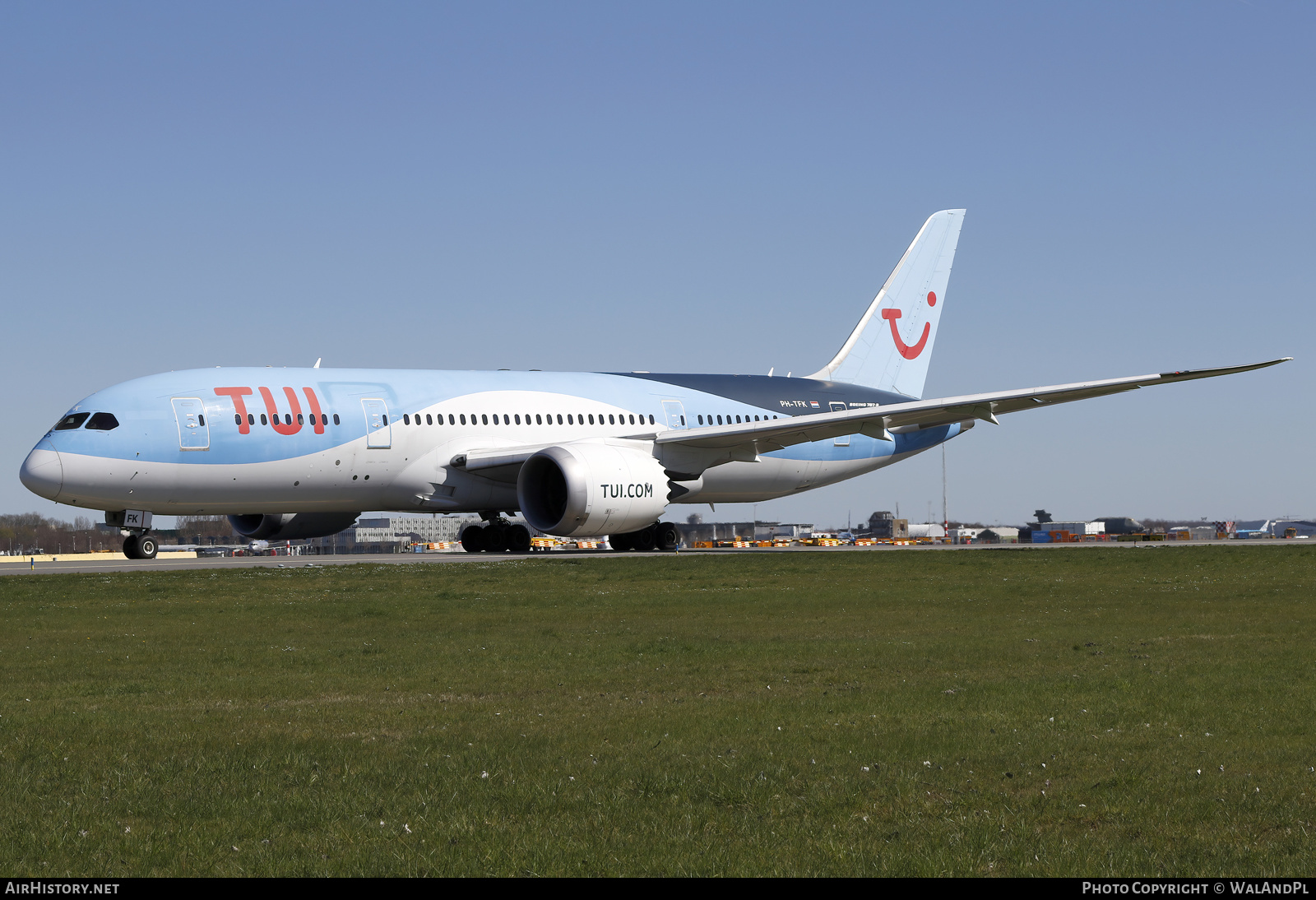 Aircraft Photo of PH-TFK | Boeing 787-8 Dreamliner | TUI | AirHistory.net #563231