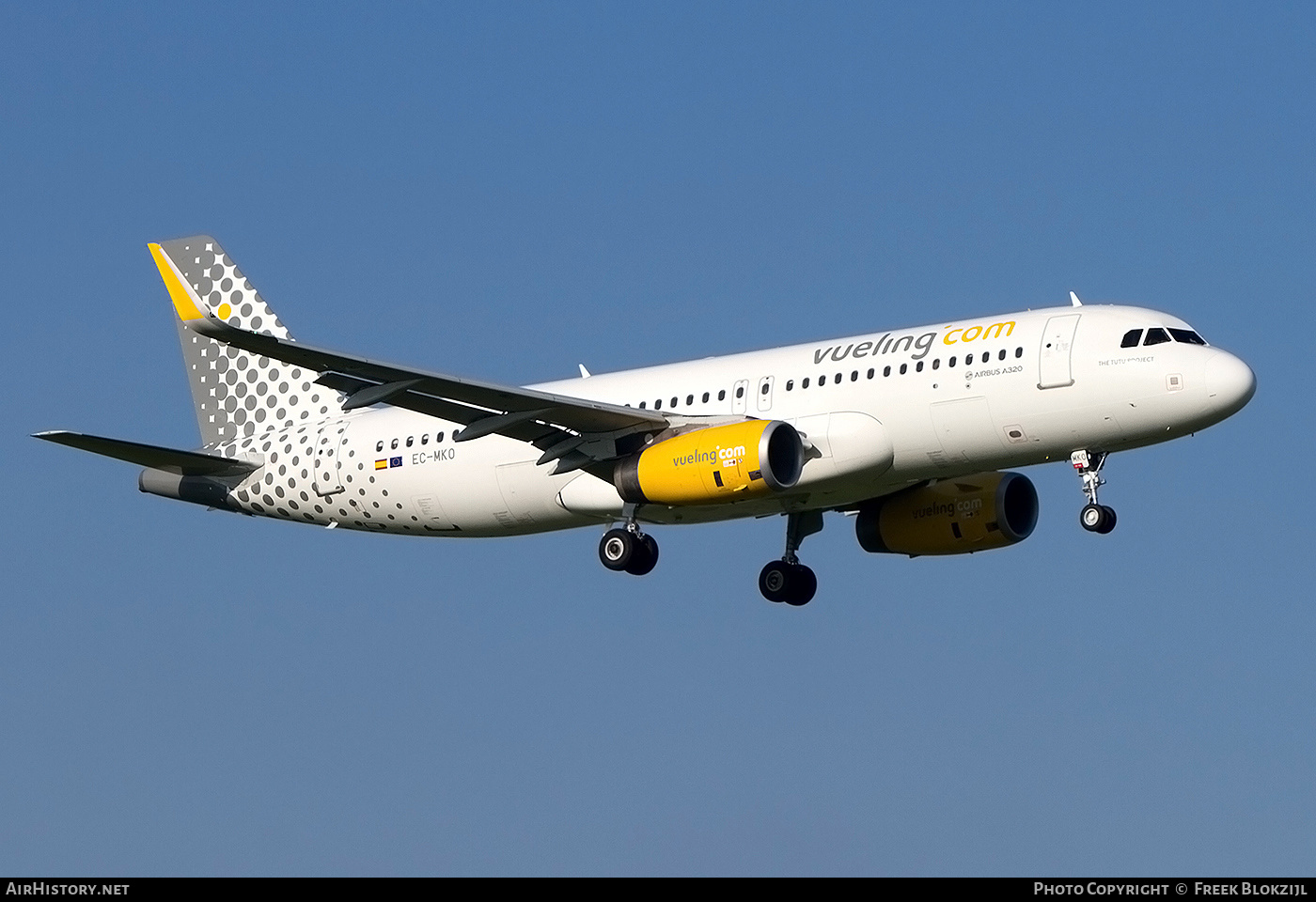Aircraft Photo of EC-MKO | Airbus A320-232 | Vueling Airlines | AirHistory.net #563247