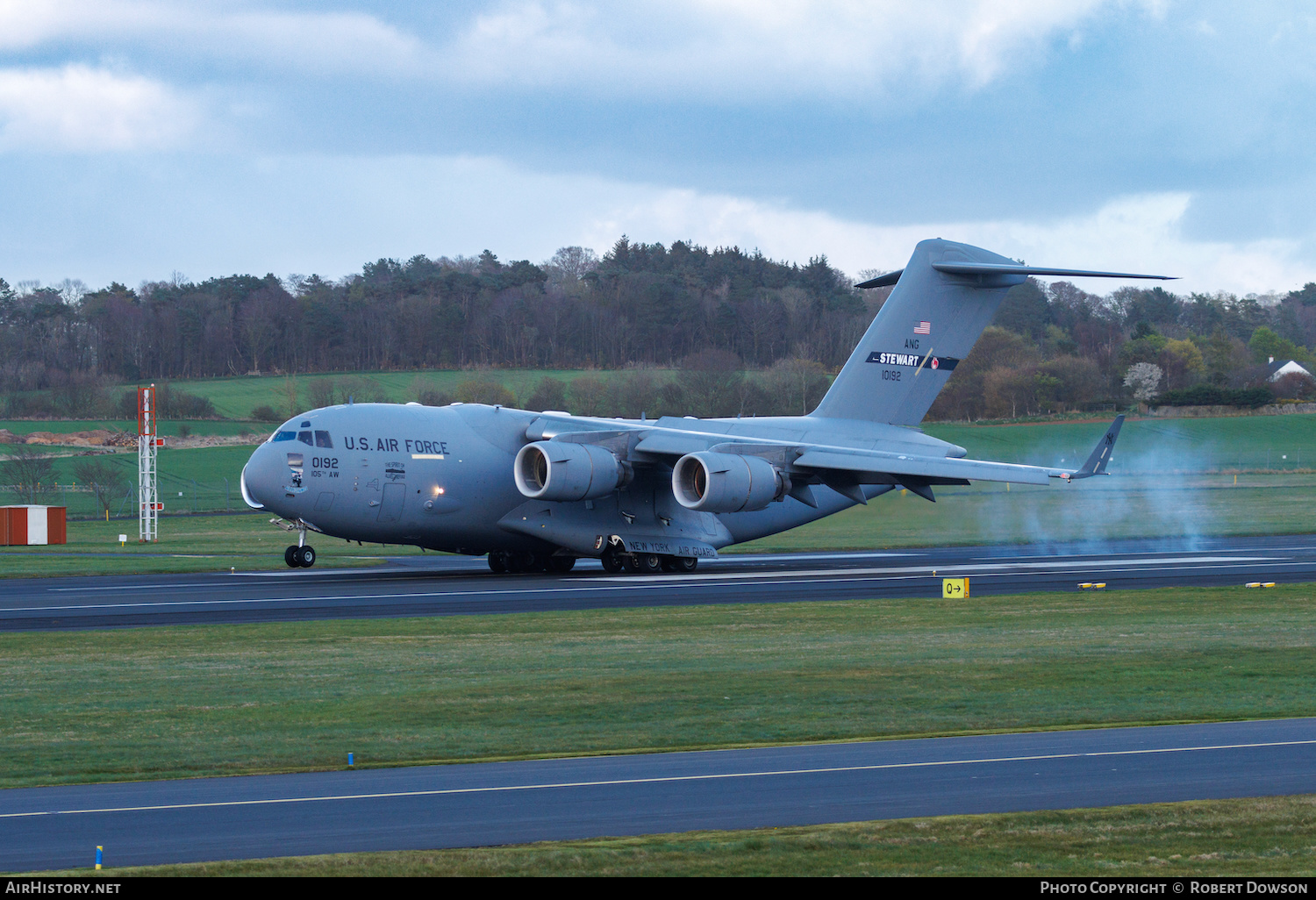 Aircraft Photo of 01-0192 / 10192 | Boeing C-17A Globemaster III | USA - Air Force | AirHistory.net #563268