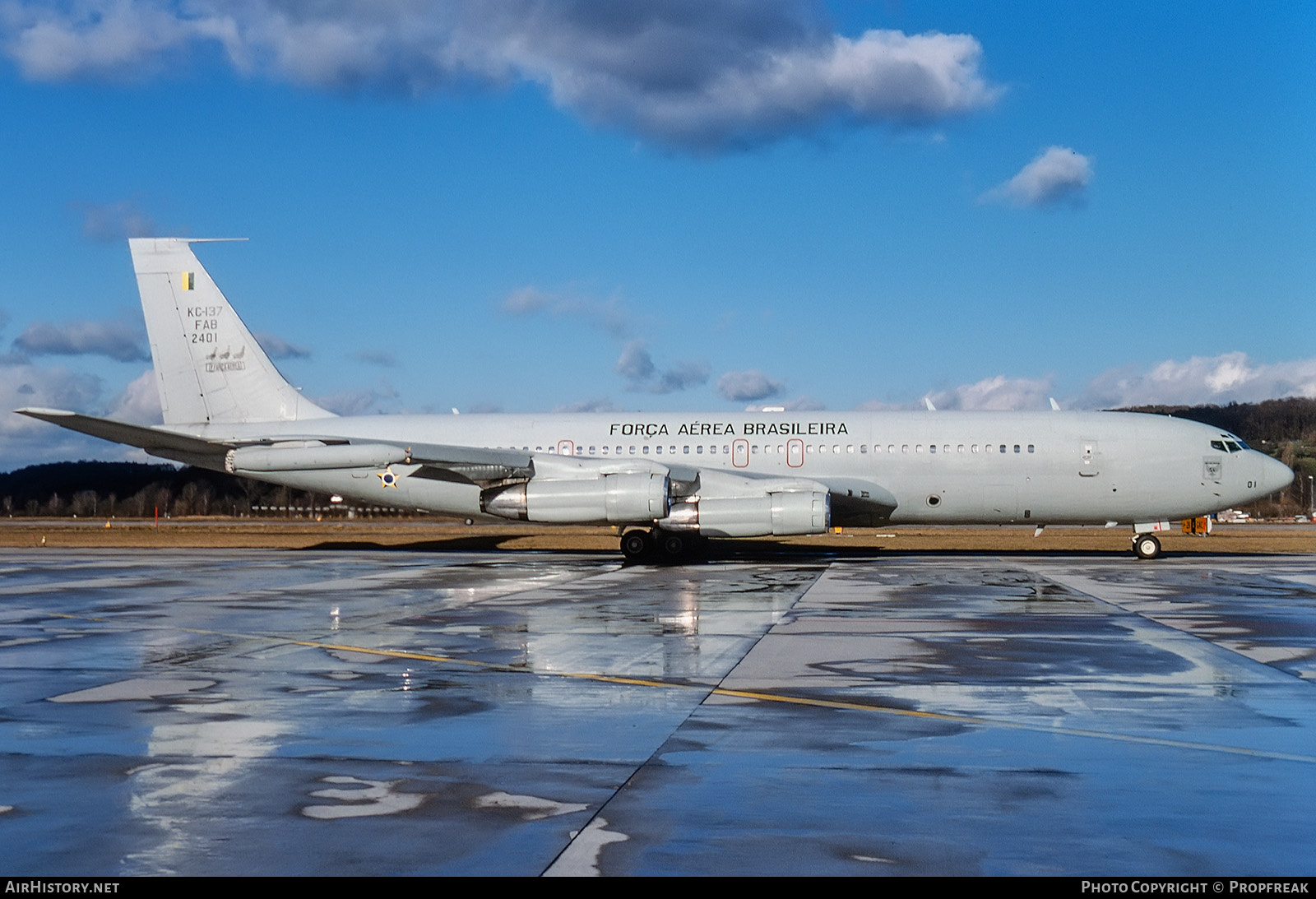 Aircraft Photo of 2401 | Boeing KC-137 (707-300C) | Brazil - Air Force | AirHistory.net #563295