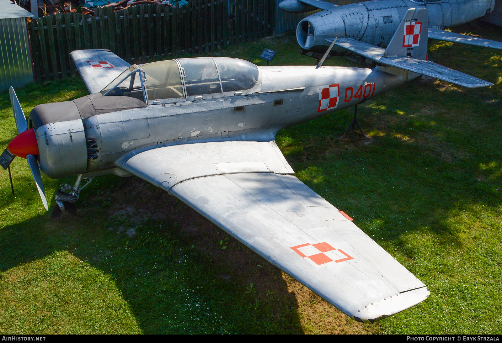 Aircraft Photo of 0401 | PZL-Mielec TS-8 Bies | Poland - Air Force | AirHistory.net #563339