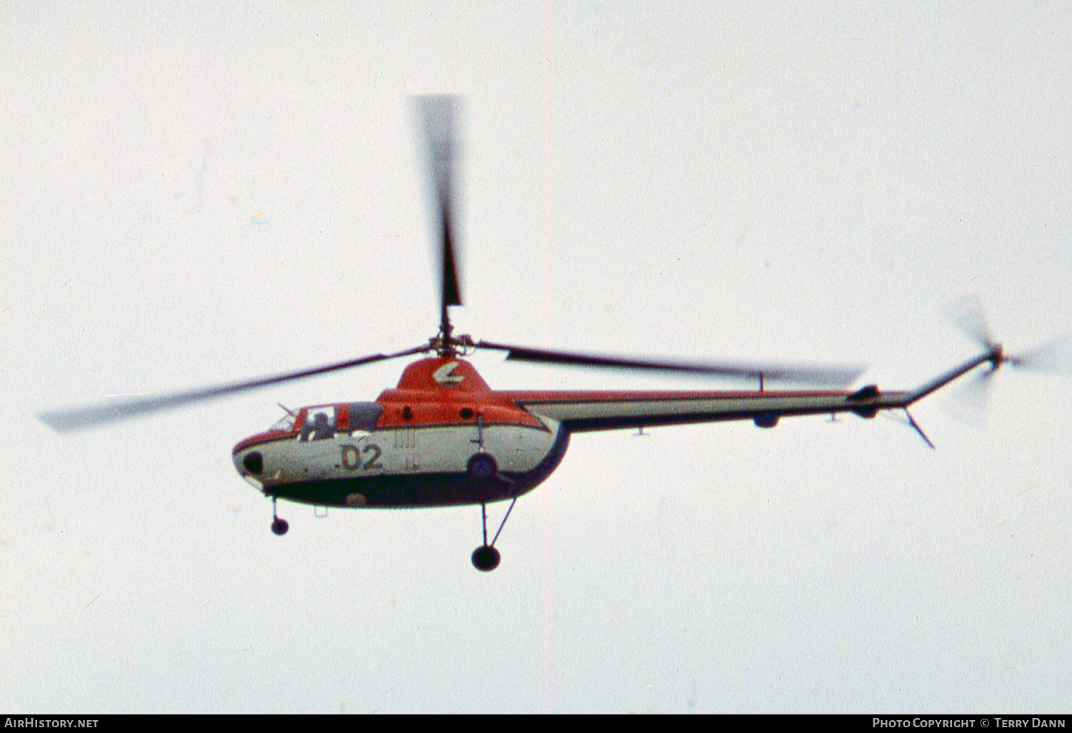 Aircraft Photo of 02 | PZL-Swidnik SM-1Wb | Soviet Union - Air Force | AirHistory.net #563361