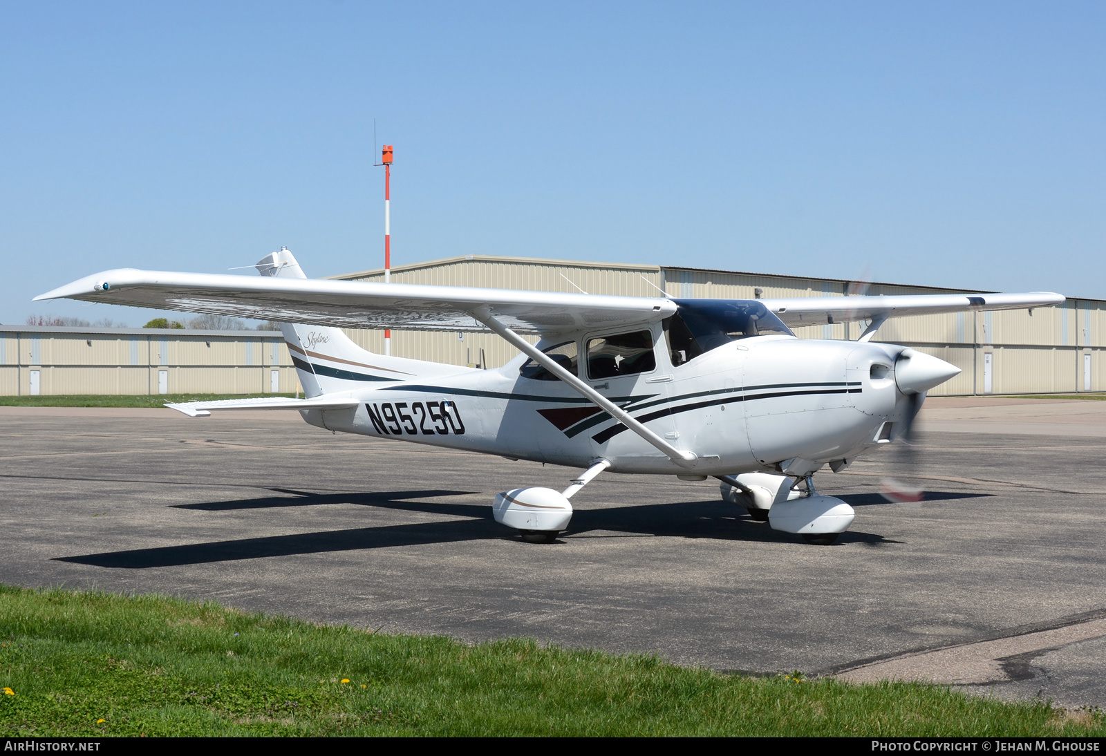 Aircraft Photo of N9525FD | Cessna 182S Skylane | AirHistory.net #563461