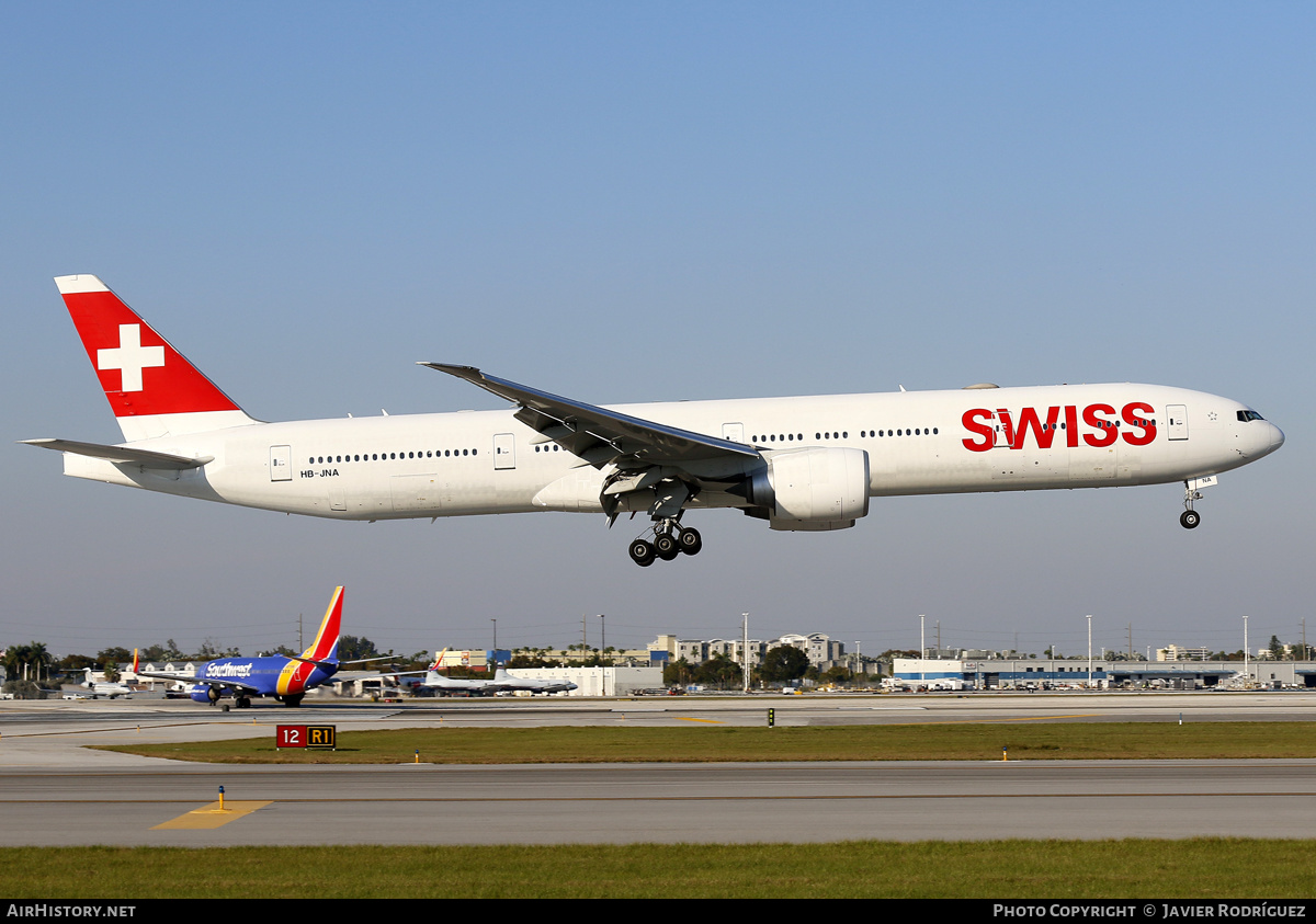 Aircraft Photo of HB-JNA | Boeing 777-3DE/ER | Swiss International Air Lines | AirHistory.net #563575