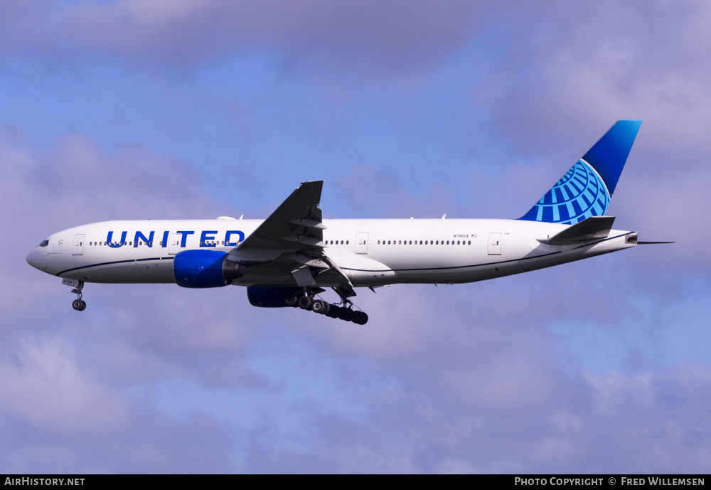 Aircraft Photo of N786UA | Boeing 777-222/ER | United Airlines | AirHistory.net #563593