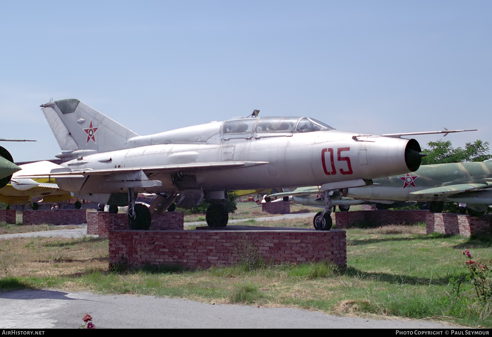 Aircraft Photo of 05 | Mikoyan-Gurevich MiG-21US | Bulgaria - Air Force | AirHistory.net #563714