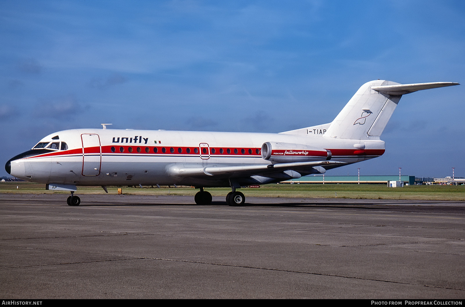 Aircraft Photo of I-TIAP | Fokker F28-1000 Fellowship | Unifly | AirHistory.net #563722