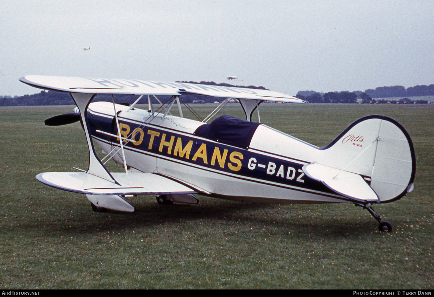 Aircraft Photo of G-BADZ | Aerotek Pitts S-2A Special | Rothmans International | AirHistory.net #563783