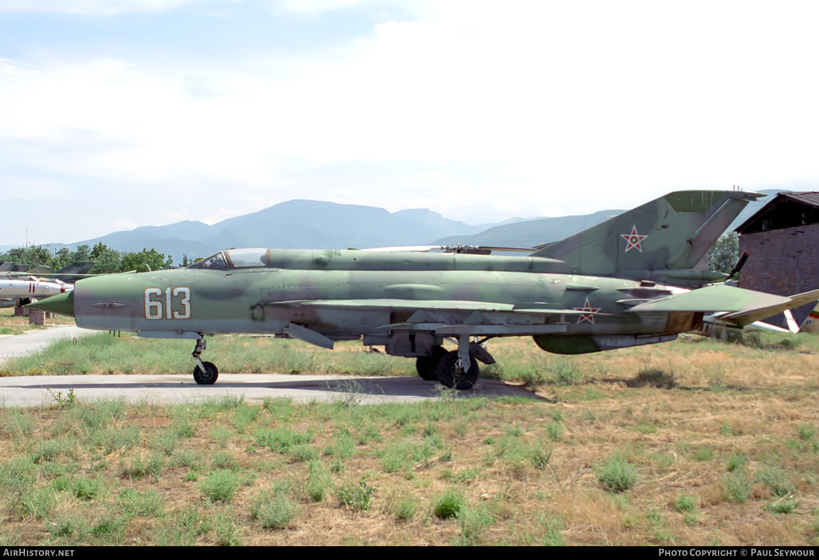 Aircraft Photo of 613 | Mikoyan-Gurevich MiG-21M | Bulgaria - Air Force | AirHistory.net #563801