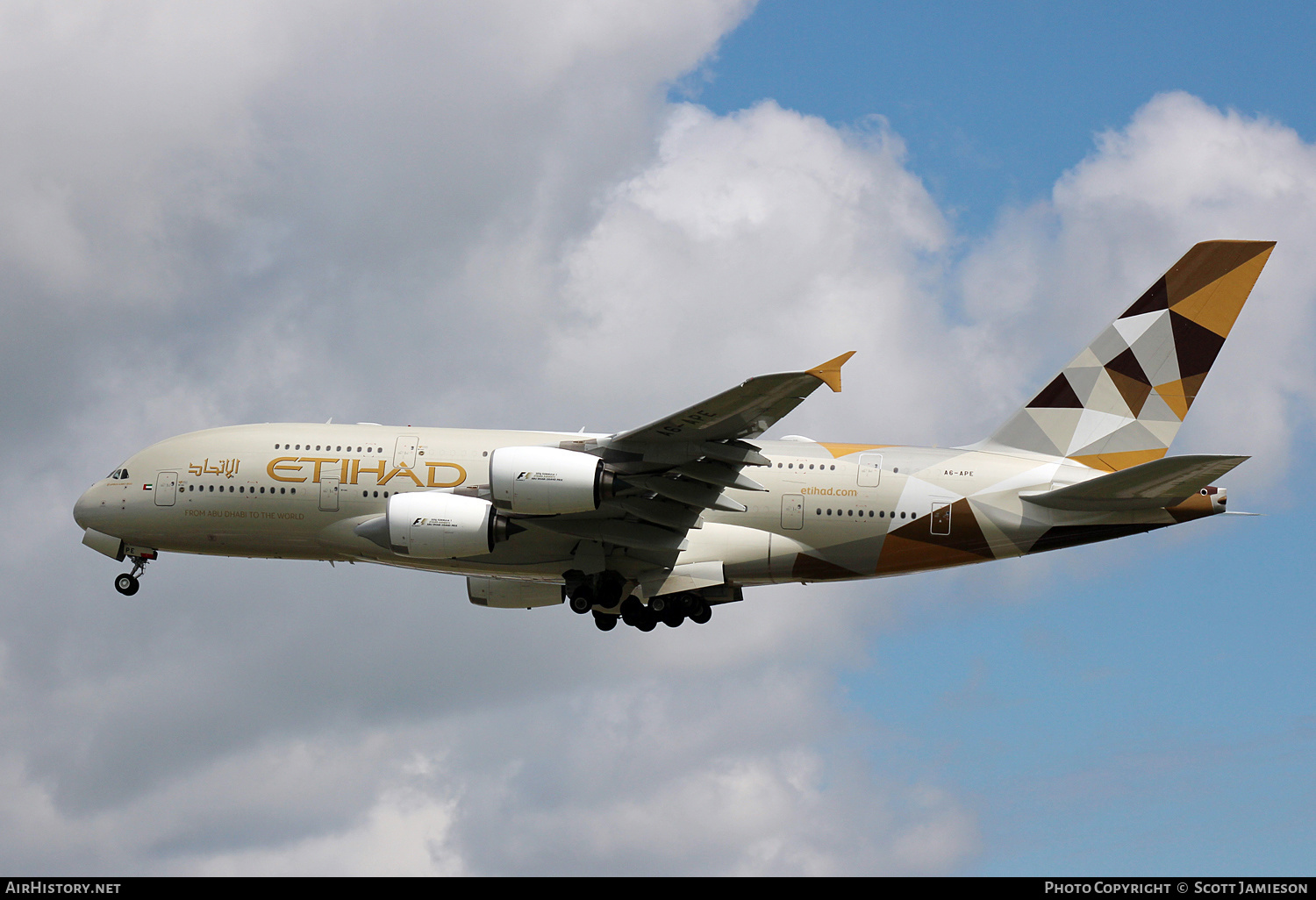 Aircraft Photo of A6-APE | Airbus A380-861 | Etihad Airways | AirHistory.net #563953