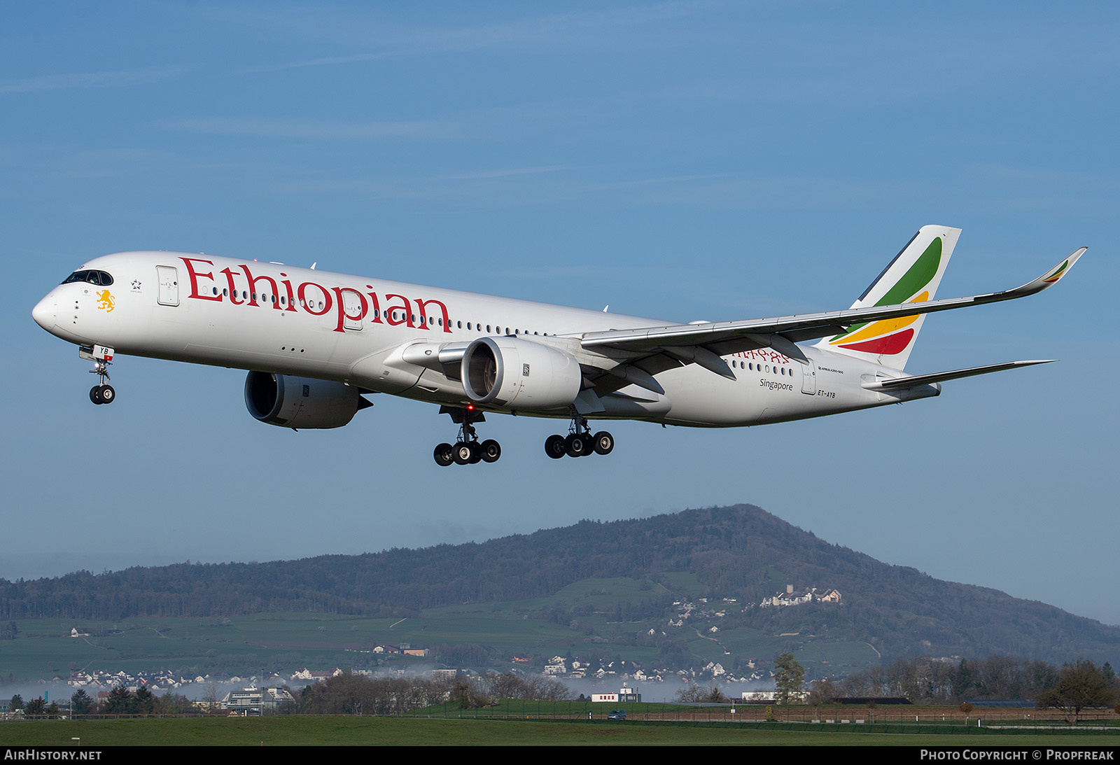 Aircraft Photo of ET-AYB | Airbus A350-941 | Ethiopian Airlines | AirHistory.net #564037