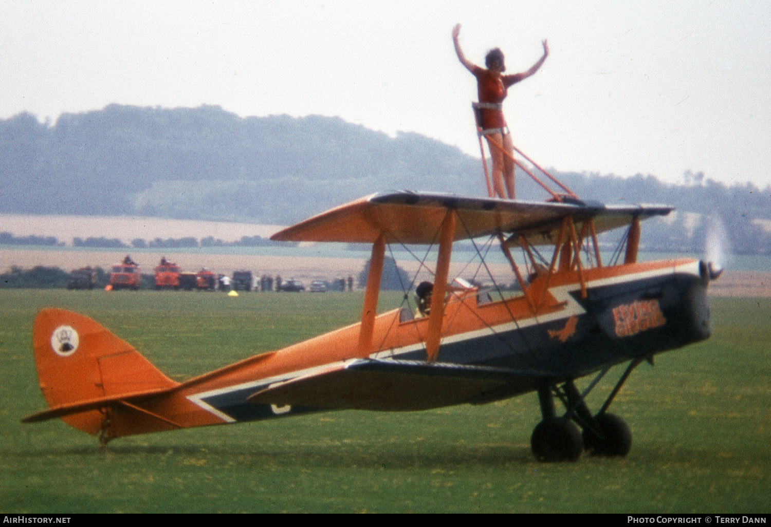 Aircraft Photo of G-APVT | De Havilland D.H. 82A Tiger Moth II | The Barnstormers Flying Circus | AirHistory.net #564050