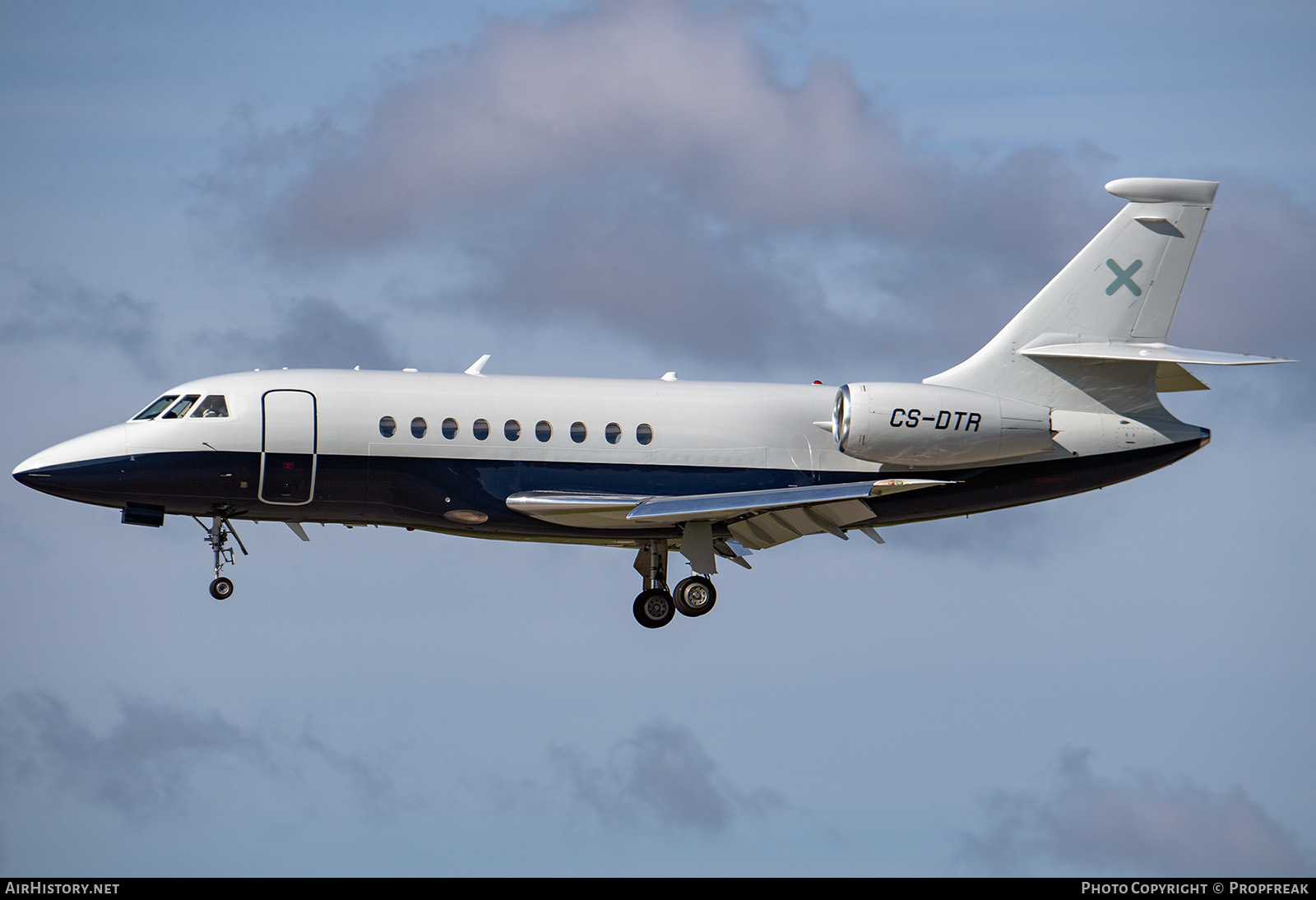 Aircraft Photo of CS-DTR | Dassault Falcon 2000 | Luxaviation | AirHistory.net #564053