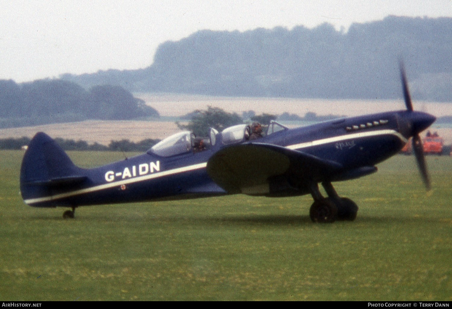 Aircraft Photo of G-AIDN | Supermarine 502 Spitfire T8 | AirHistory.net #564082