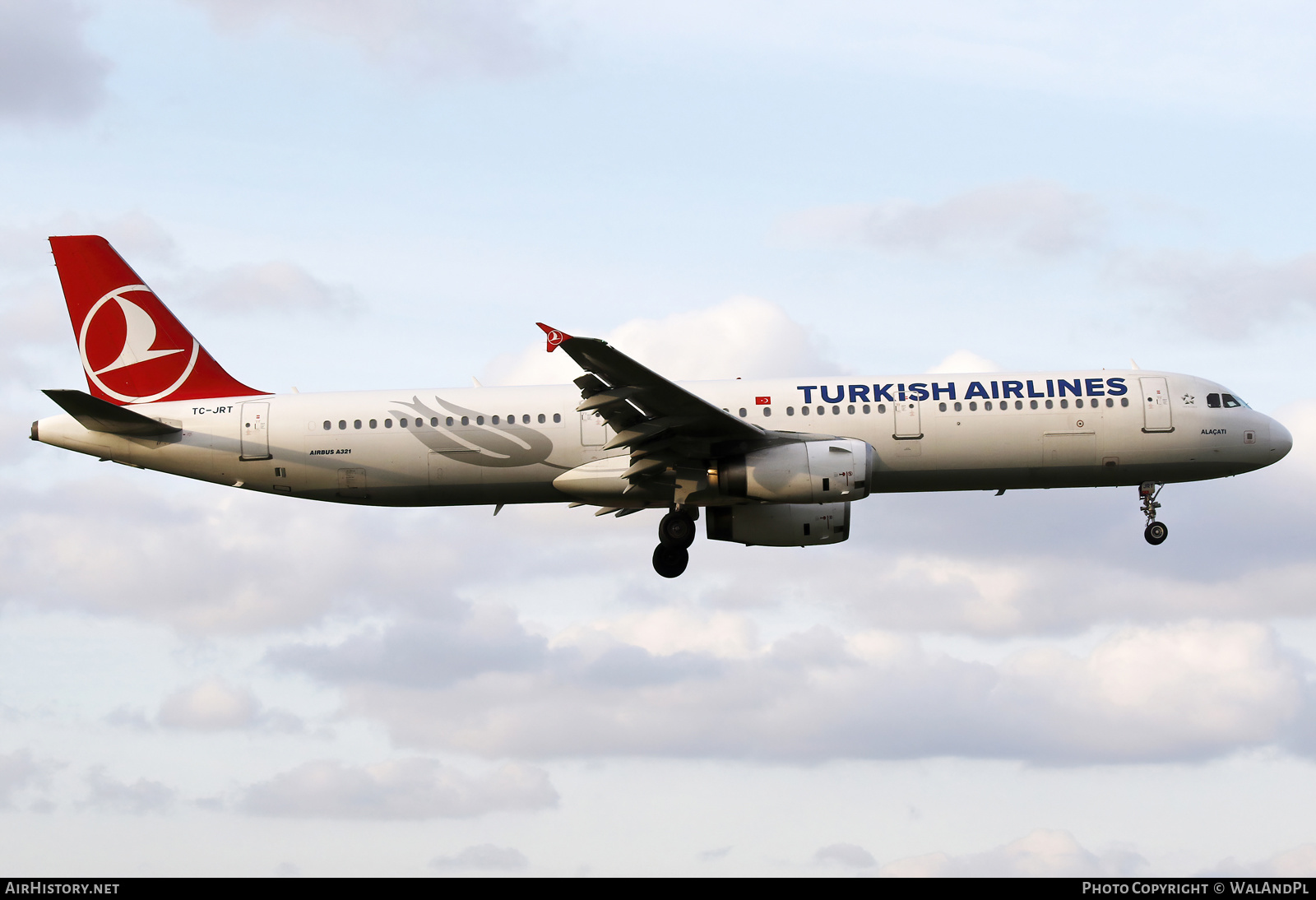 Aircraft Photo of TC-JRT | Airbus A321-231 | Turkish Airlines | AirHistory.net #564194