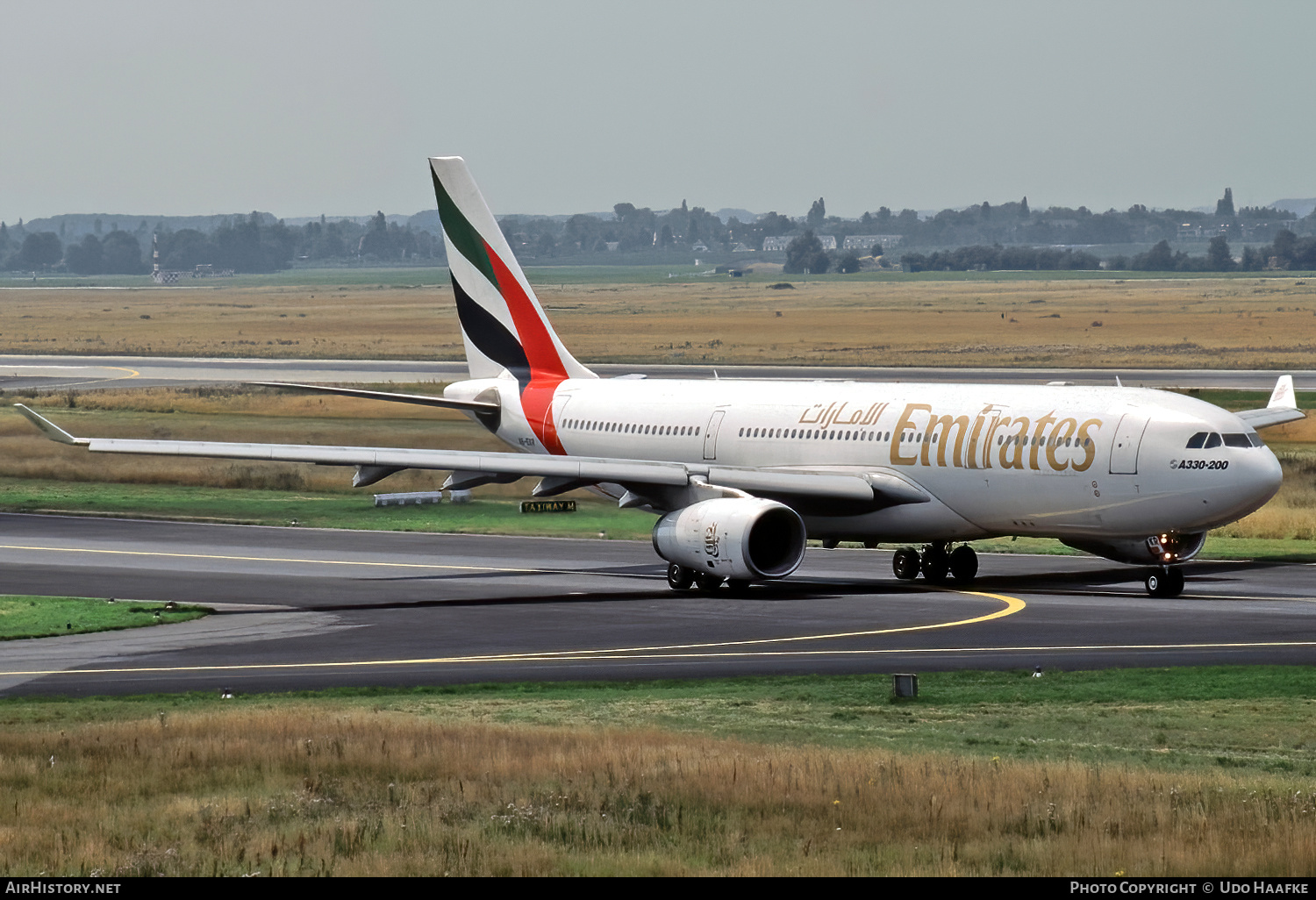 Aircraft Photo of A6-EKR | Airbus A330-243 | Emirates | AirHistory.net #564230