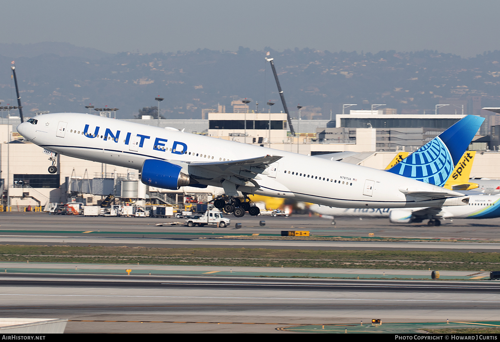 Aircraft Photo of N787UA | Boeing 777-222/ER | United Airlines | AirHistory.net #564328