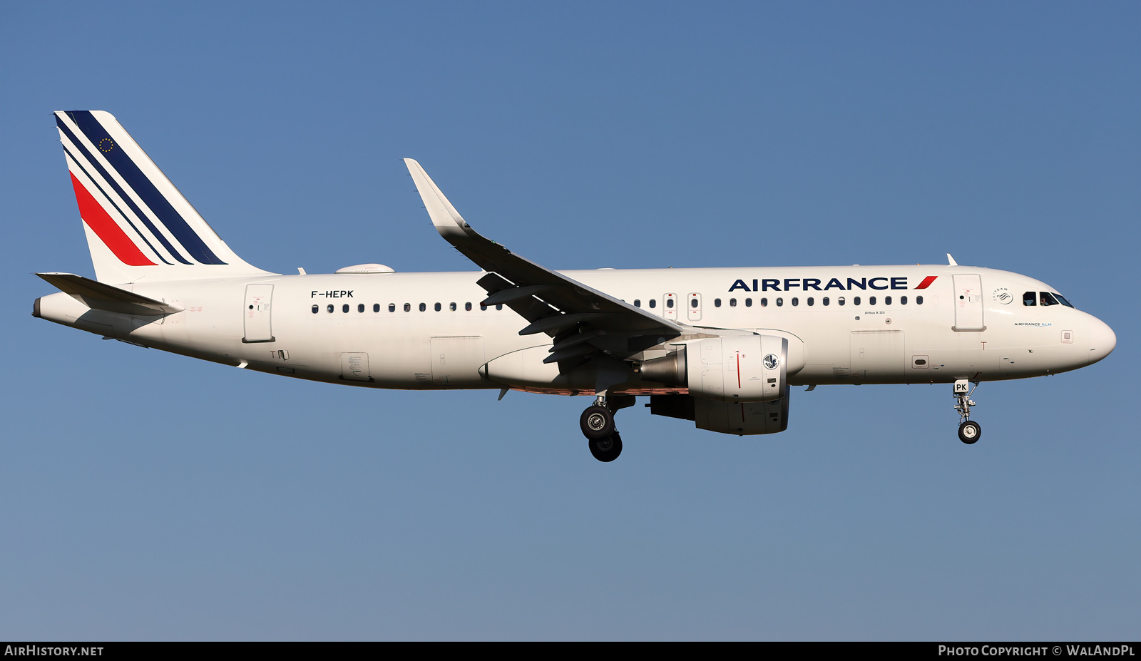 Aircraft Photo of F-HEPK | Airbus A320-214 | Air France | AirHistory.net #564473