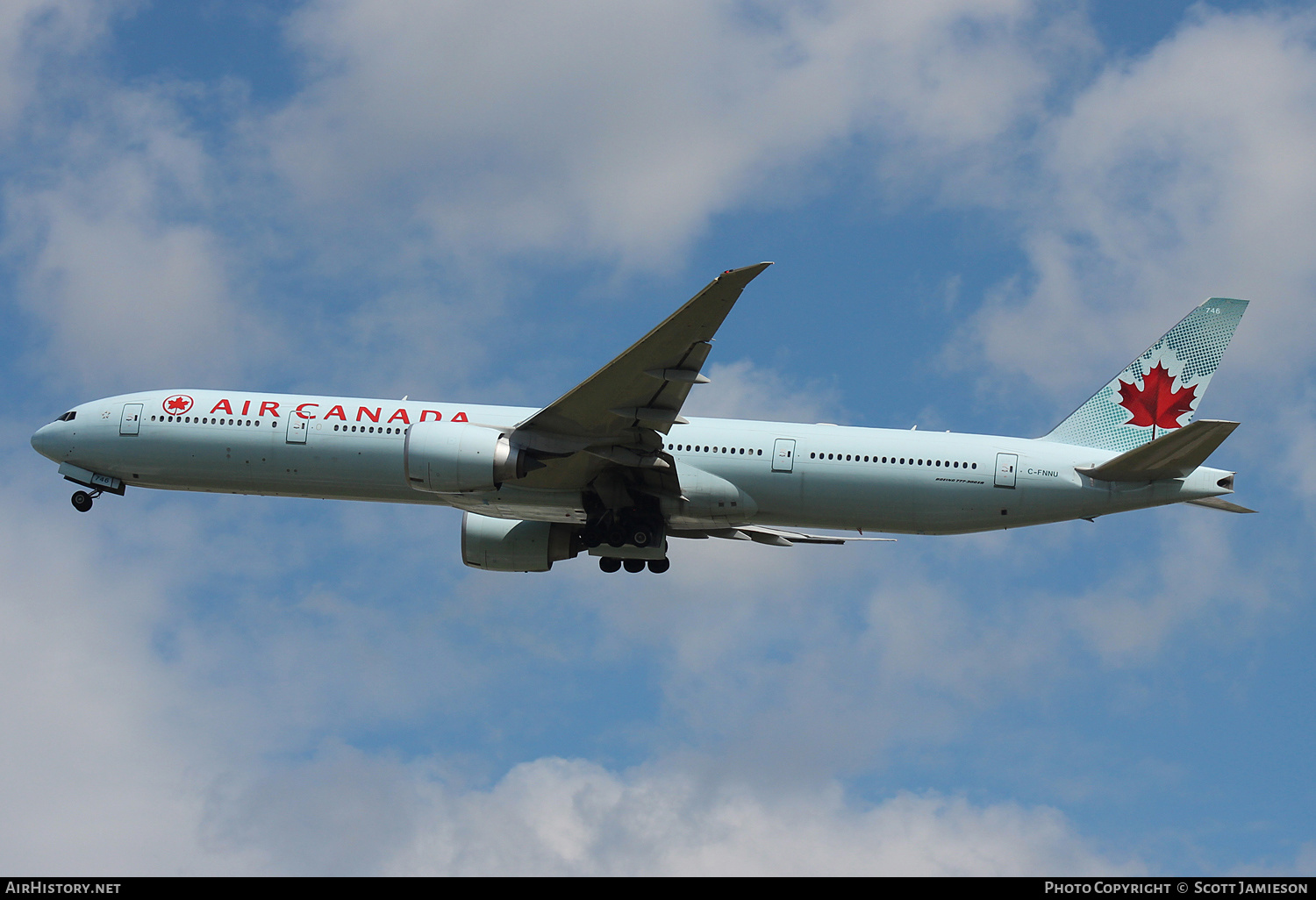 Aircraft Photo of C-FNNU | Boeing 777-333/ER | Air Canada | AirHistory.net #564564