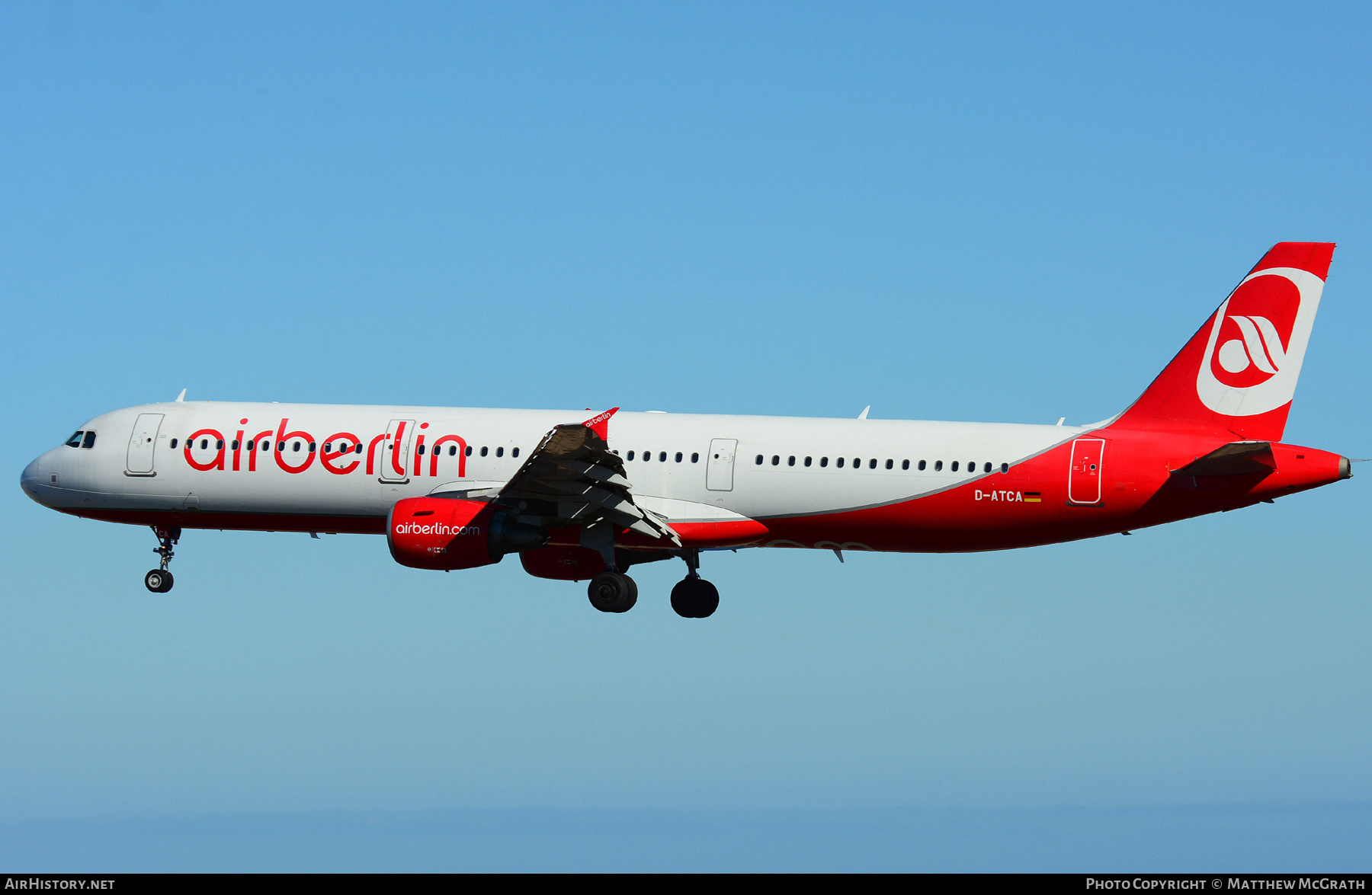 Aircraft Photo of D-ATCA | Airbus A321-211 | Air Berlin | AirHistory.net #564659