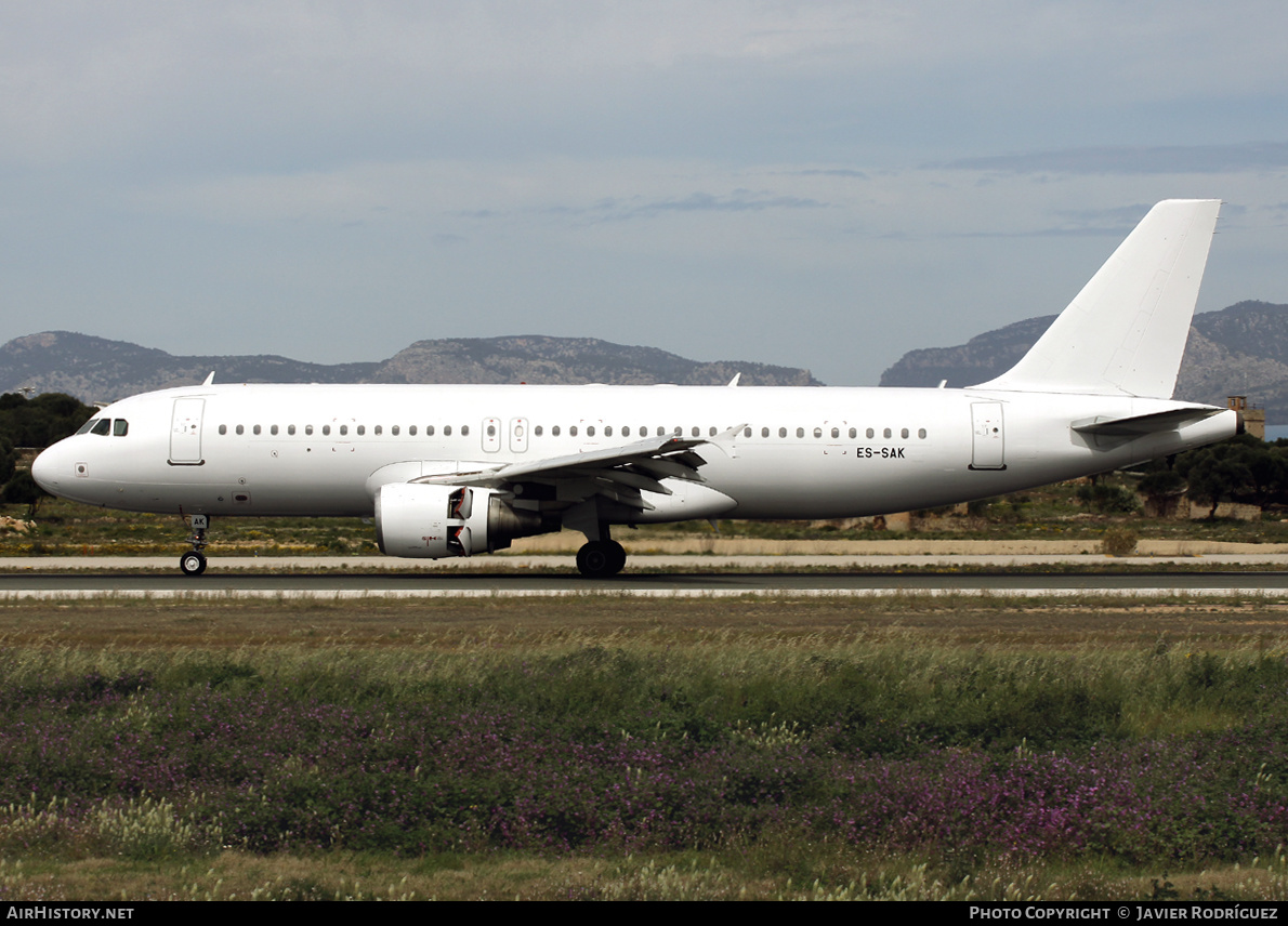 Aircraft Photo of ES-SAK | Airbus A320-214 | AirHistory.net #564703