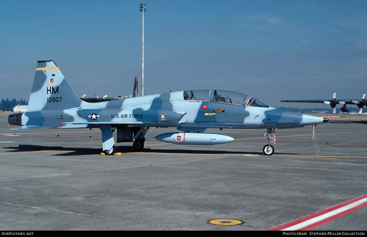 Aircraft Photo of 61-0907 / 10907 | Northrop AT-38B Talon | USA - Air Force | AirHistory.net #564738