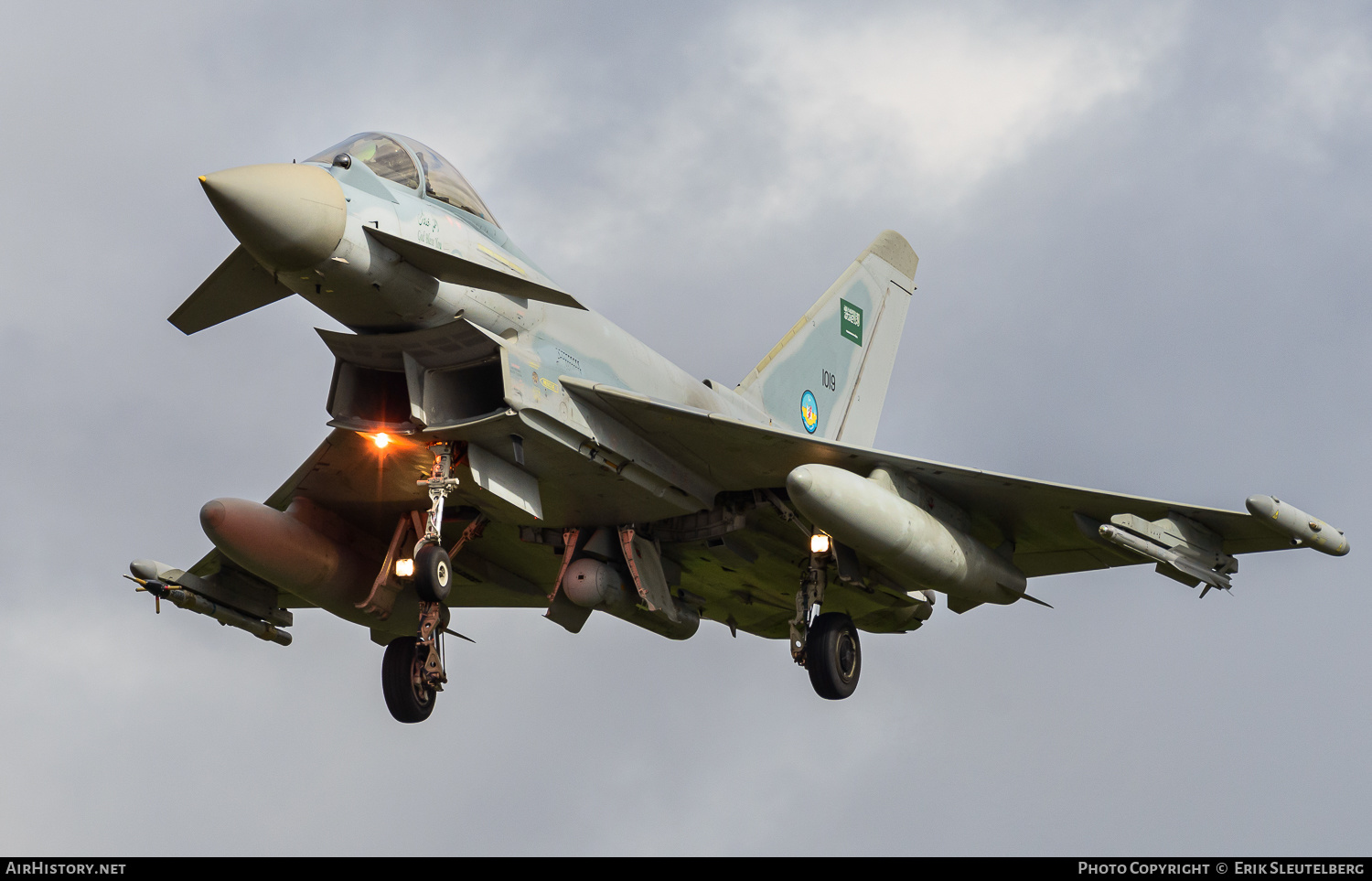 Aircraft Photo of 1019 | Eurofighter EF-2000 Typhoon F2 | Saudi Arabia - Air Force | AirHistory.net #564765