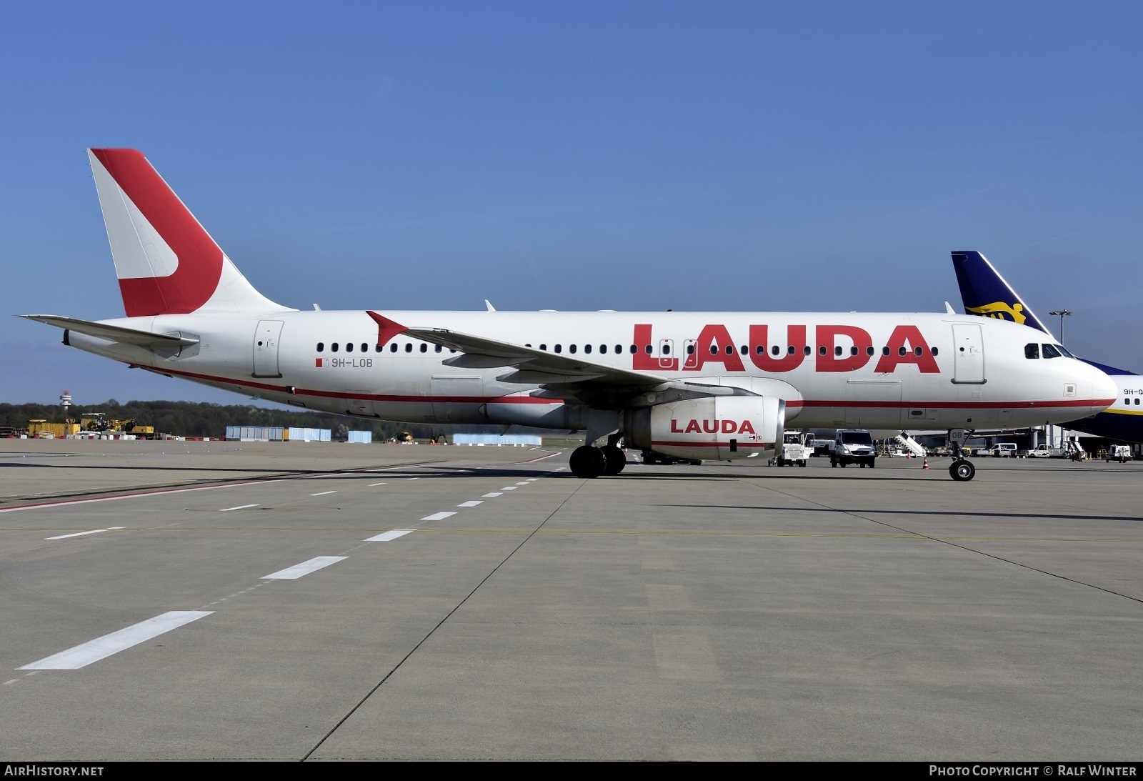 Aircraft Photo of 9H-LOB | Airbus A320-232 | Lauda Europe | AirHistory.net #564780