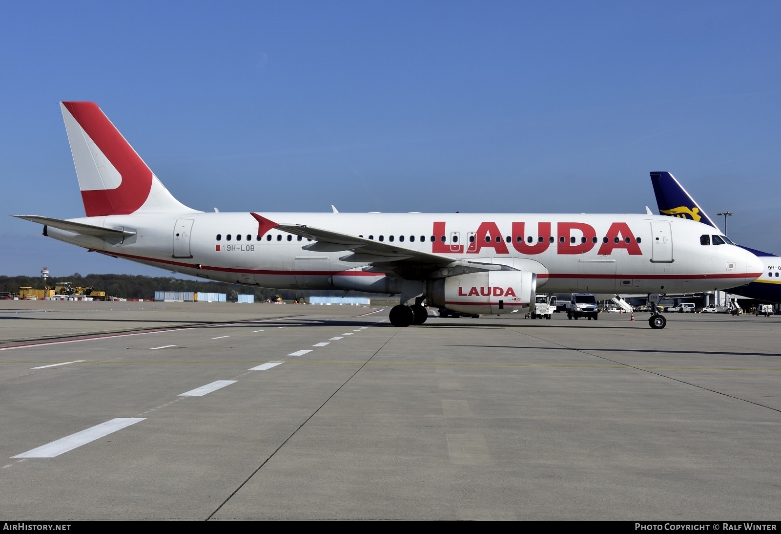 Aircraft Photo of 9H-LOB | Airbus A320-232 | Lauda | AirHistory.net #564780