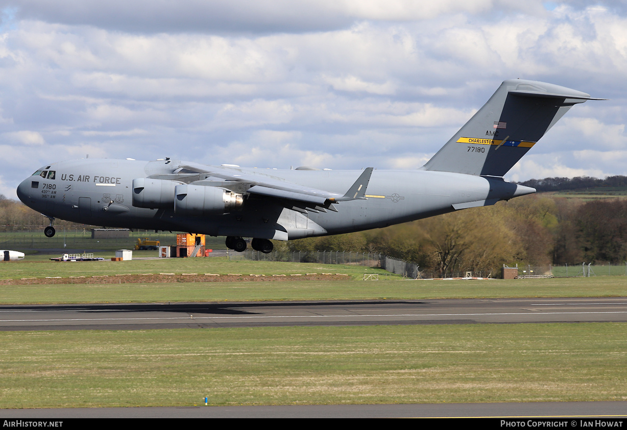 Aircraft Photo of 07-7180 / 77180 | Boeing C-17A Globemaster III | USA - Air Force | AirHistory.net #564845