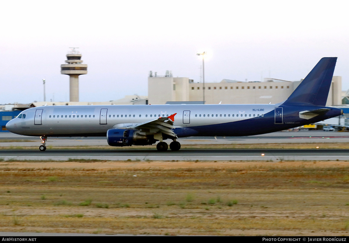 Aircraft Photo of YL-LDC | Airbus A321-211 | AirHistory.net #564902