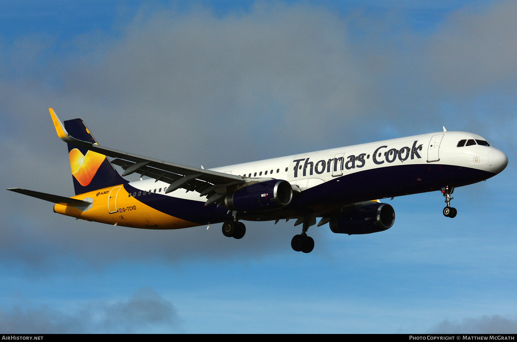 Aircraft Photo of G-TCVD | Airbus A321-231 | Thomas Cook Airlines | AirHistory.net #564931