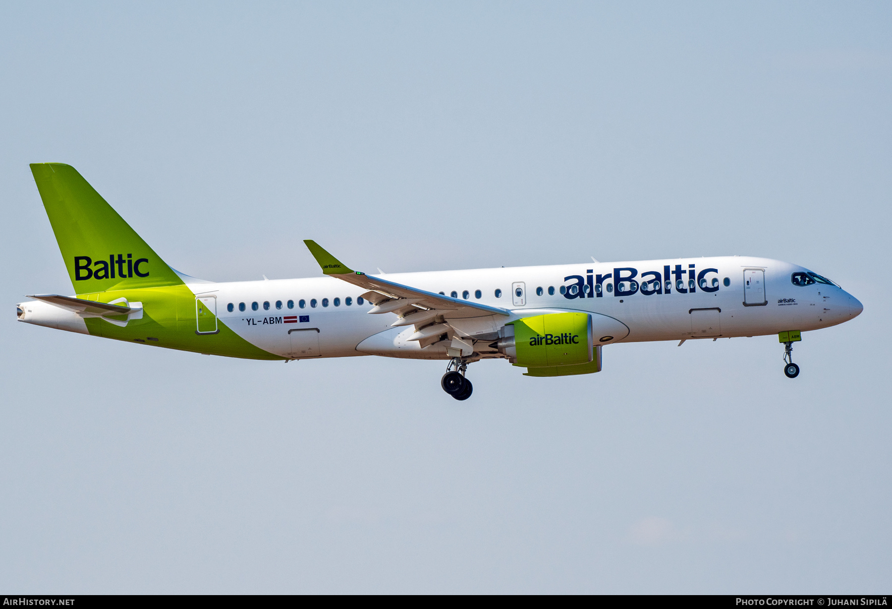 Aircraft Photo of YL-ABM | Airbus A220-371 (BD-500-1A11) | AirBaltic | AirHistory.net #564963