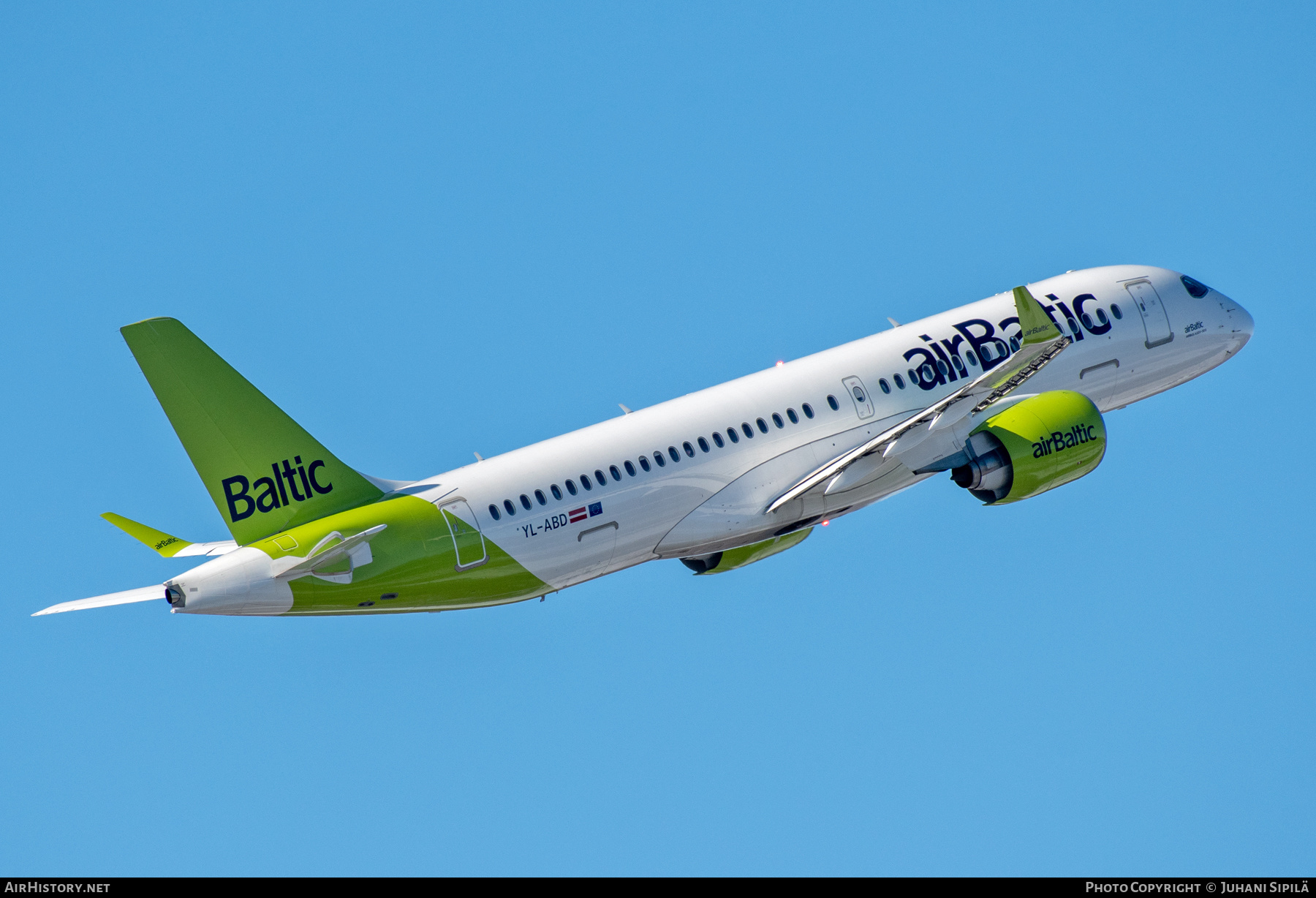 Aircraft Photo of YL-ABD | Airbus A220-371 (BD-500-1A11) | AirBaltic | AirHistory.net #564975