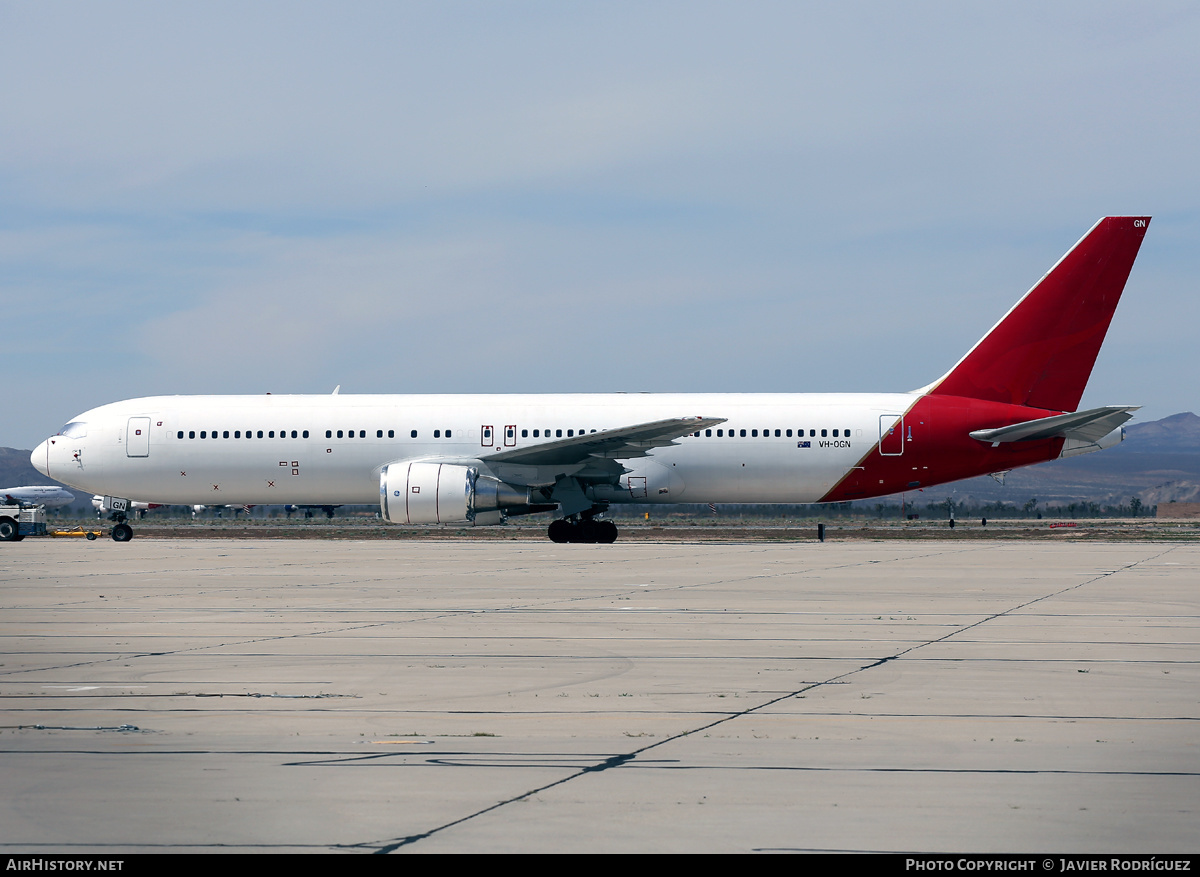 Aircraft Photo of VH-OGN | Boeing 767-338/ER | Qantas | AirHistory.net #564994