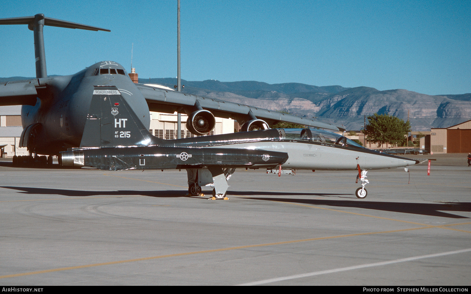 Aircraft Photo of 63-8215 / AF63-215 | Northrop AT-38B Talon | USA - Air Force | AirHistory.net #565078