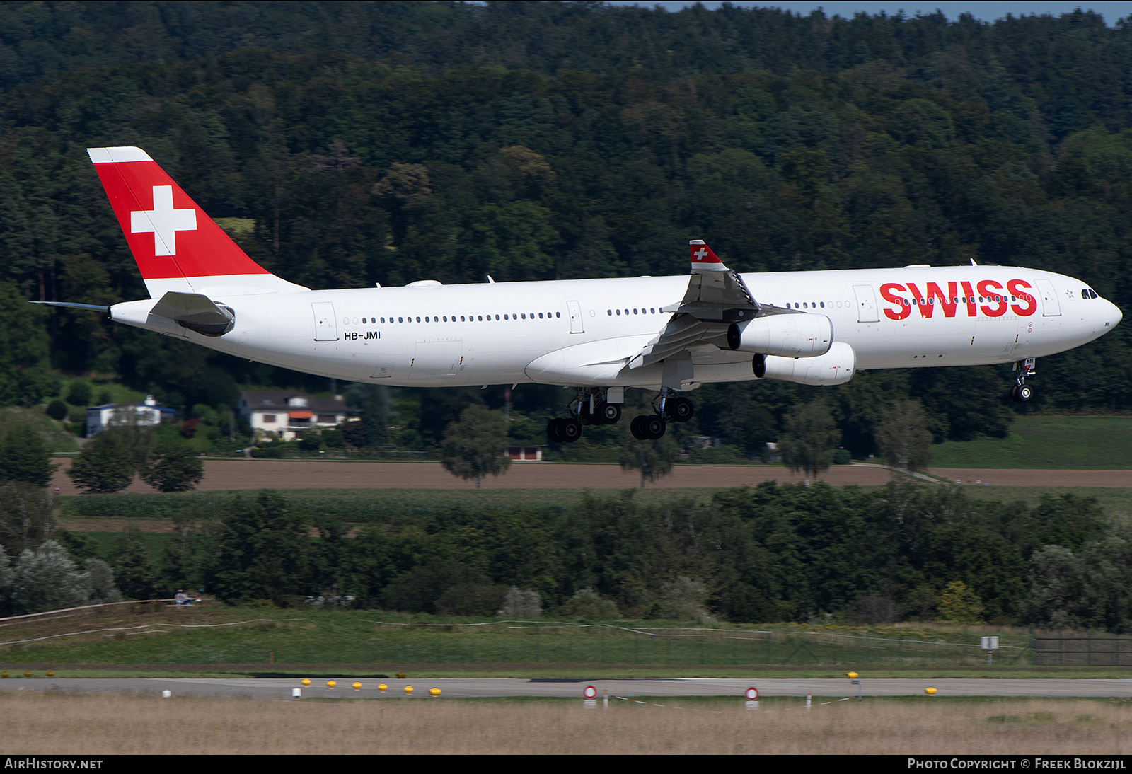 Aircraft Photo of HB-JMI | Airbus A340-313 | Swiss International Air Lines | AirHistory.net #565124