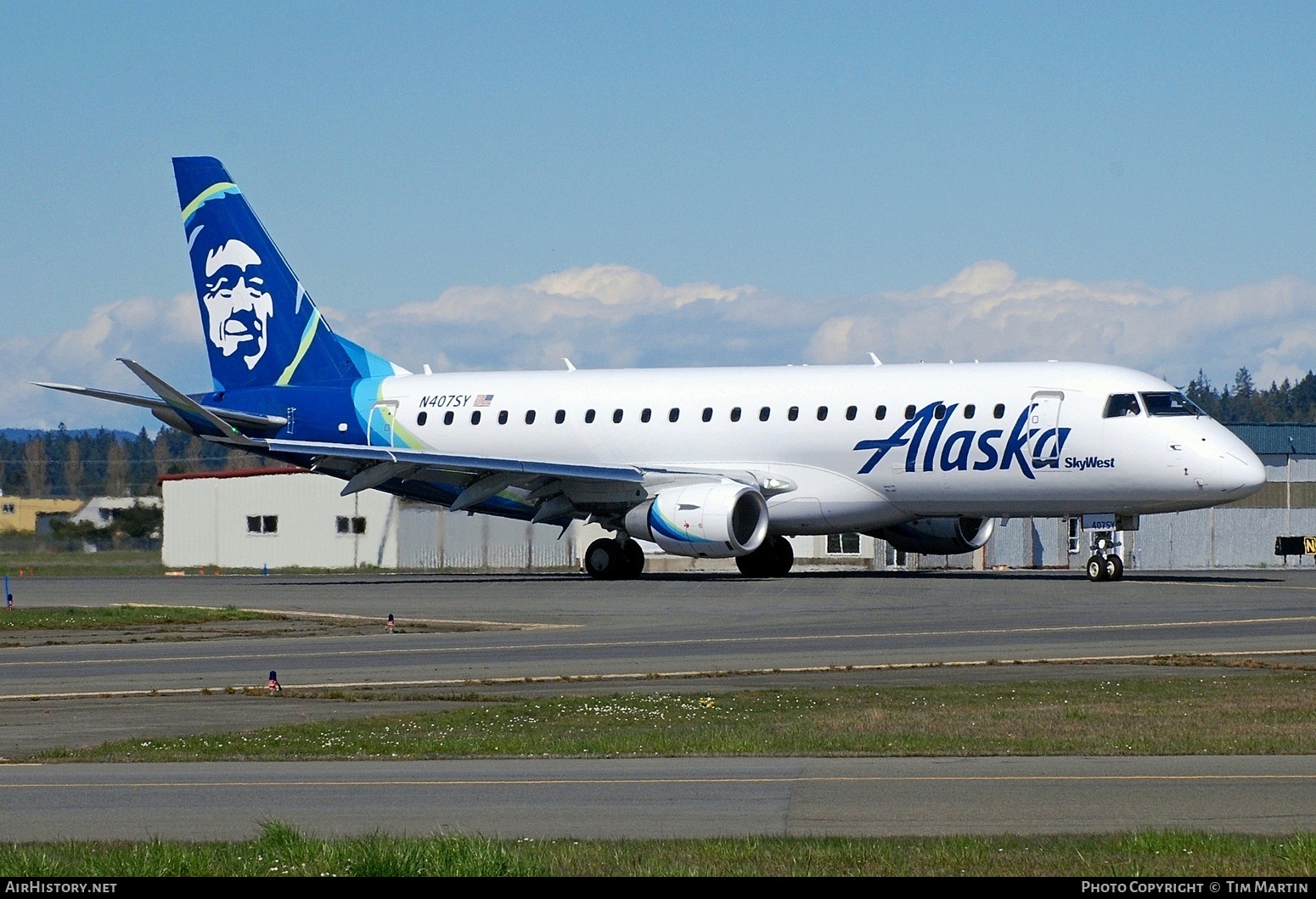 Aircraft Photo of N407SY | Embraer 175LR (ERJ-170-200LR) | Alaska Airlines | AirHistory.net #565129