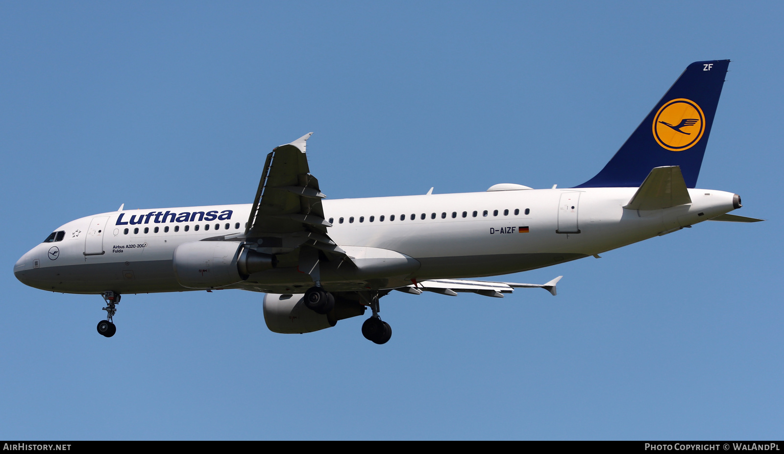 Aircraft Photo of D-AIZF | Airbus A320-214 | Lufthansa | AirHistory.net #565145