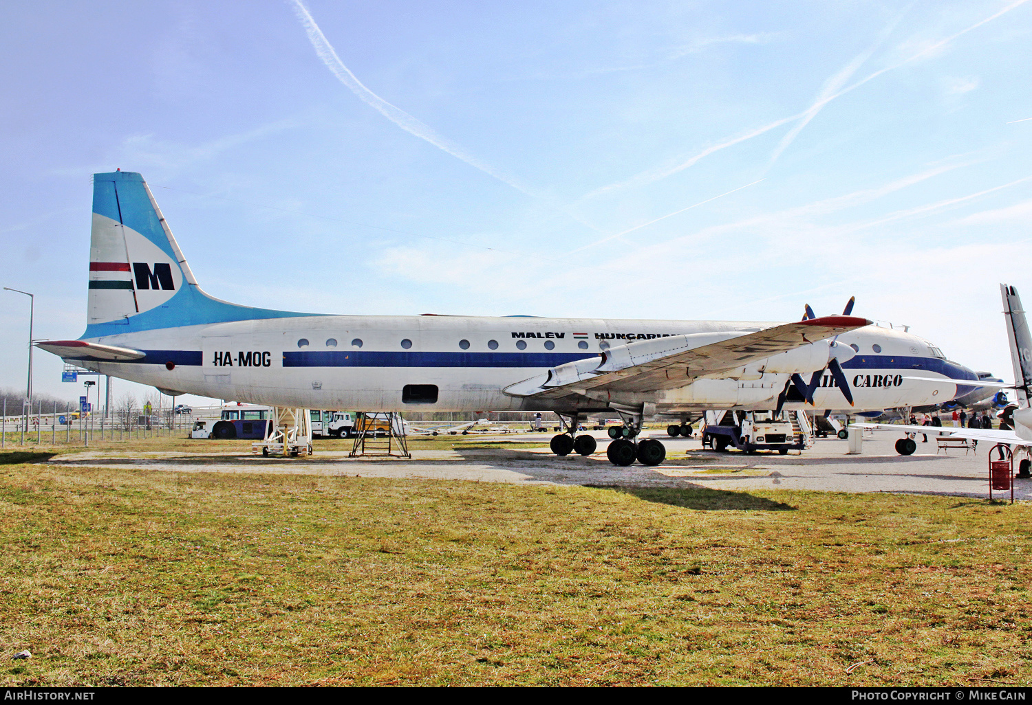 Aircraft Photo of HA-MOG | Ilyushin Il-18Gr | Malév - Hungarian Airlines Air Cargo | AirHistory.net #565149