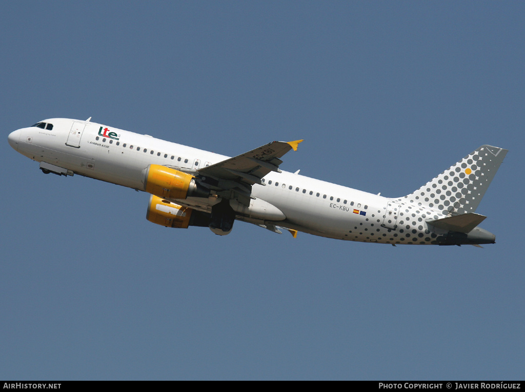 Aircraft Photo of EC-KBU | Airbus A320-214 | LTE International Airways | AirHistory.net #565246