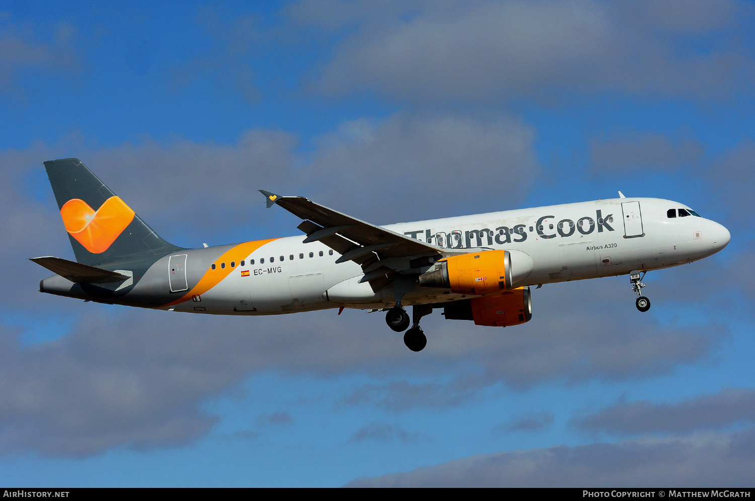 Aircraft Photo of EC-MVG | Airbus A320-212 | Thomas Cook Airlines | AirHistory.net #565276