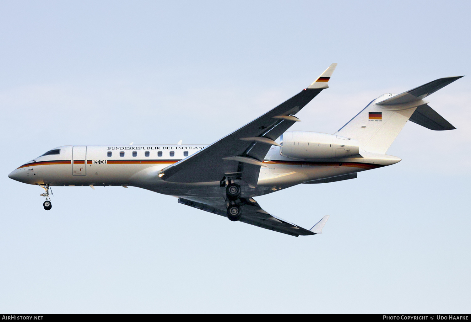 Aircraft Photo of 1401 | Bombardier Global 5000 (BD-700-1A11) | Germany - Air Force | AirHistory.net #565325