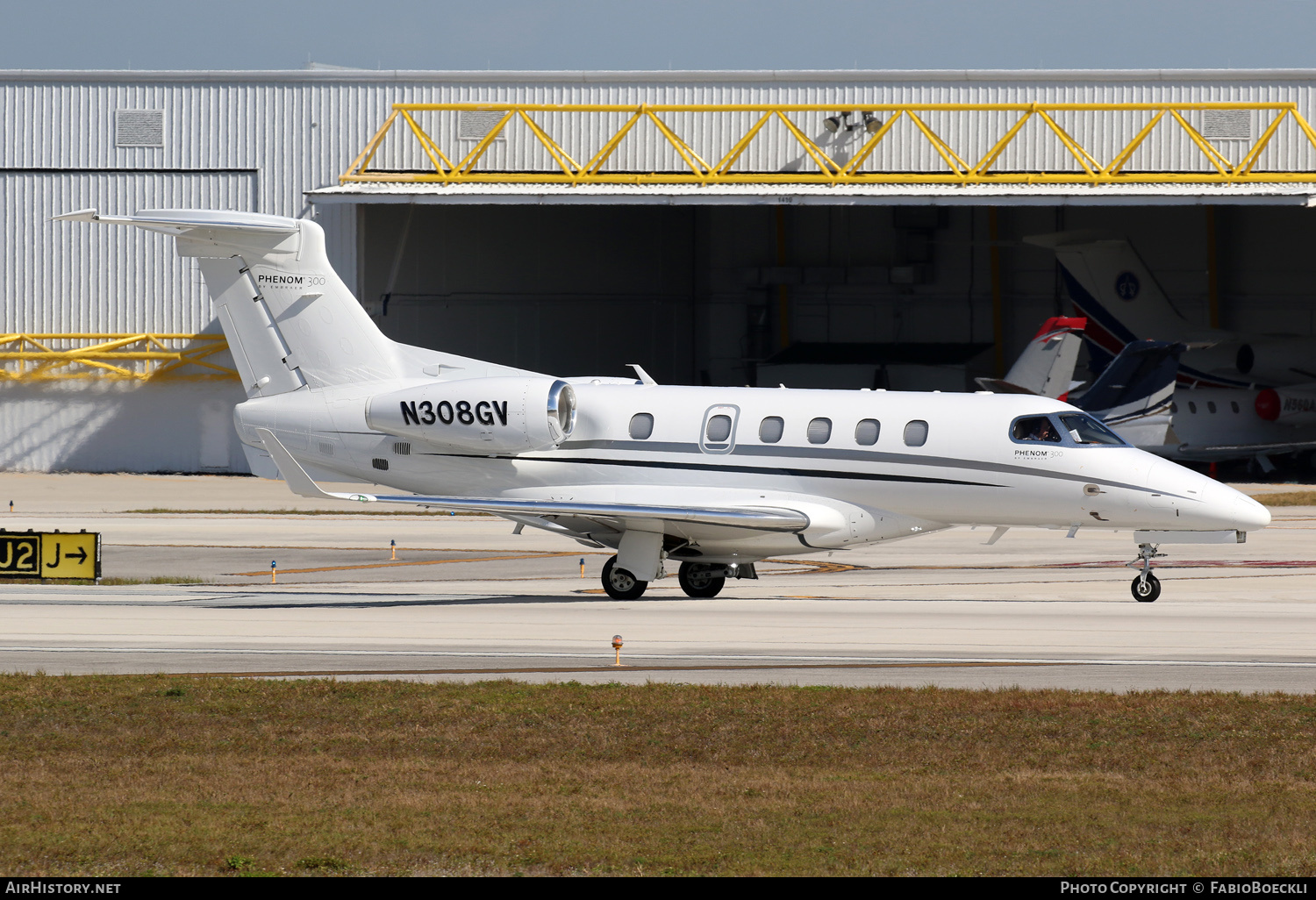 Aircraft Photo of N308GV | Embraer EMB-505 Phenom 300 | AirHistory.net #565336