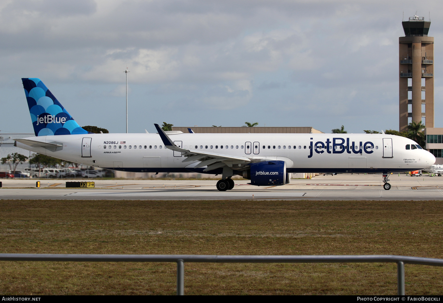 Aircraft Photo of N2086J | Airbus A321-271NX | JetBlue Airways | AirHistory.net #565352