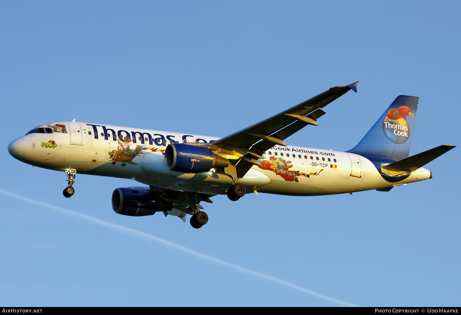 Aircraft Photo of OO-TCP | Airbus A320-214 | Thomas Cook Airlines | AirHistory.net #565391